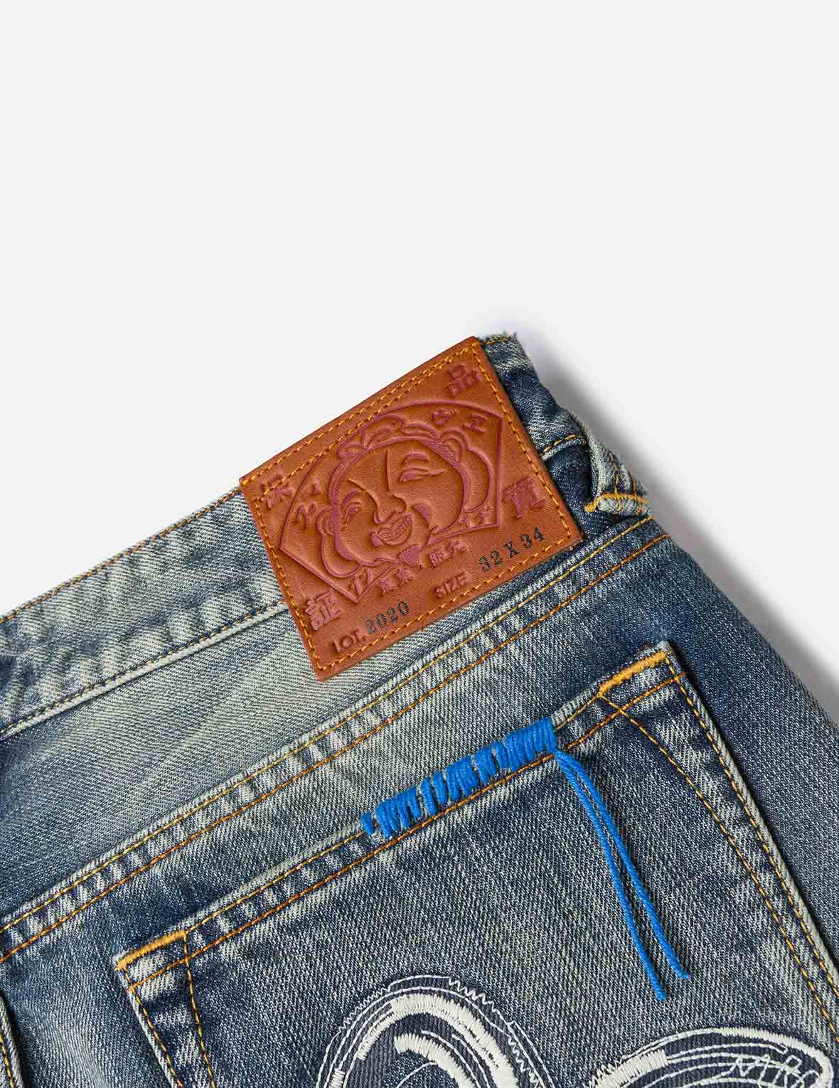 7-Pocket Design with Seagull Embroidery Washed Regular Fit Jeans #2020 - Image 8