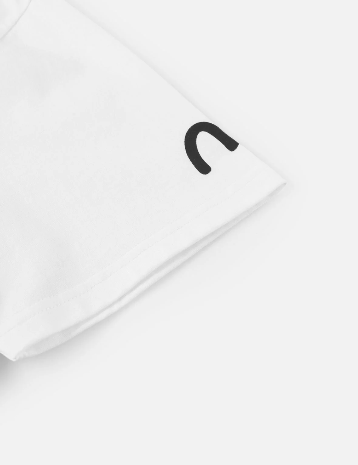 Ace of Hearts Flocked Logo T-shirt - Image 17