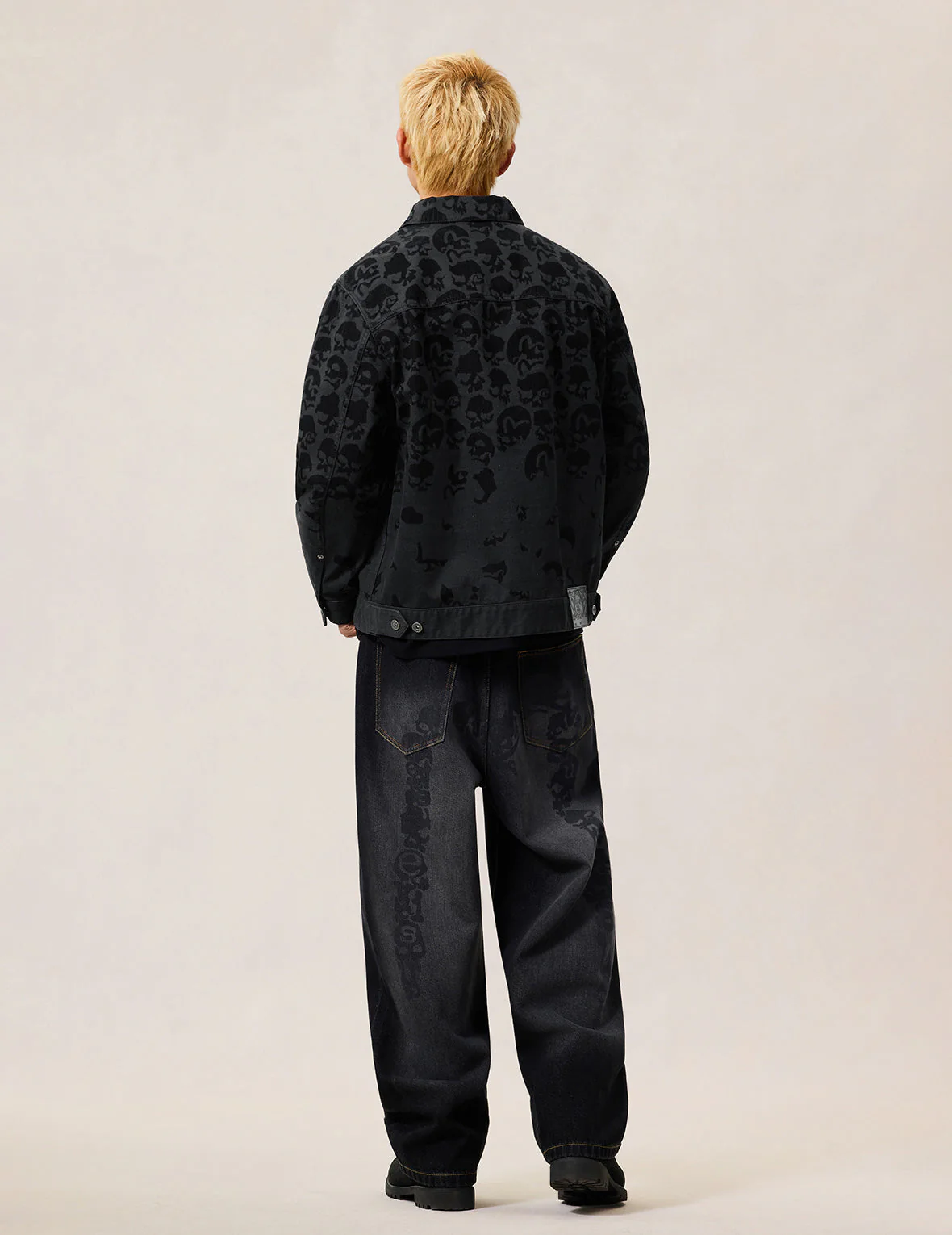 All-over Scattered Flocking Skull Jacket - Image 6
