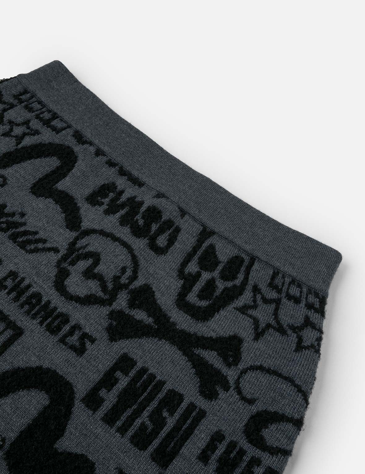 Allover EVISU Jacquard Fashion Fit Distressed Knitted Skirt - Image 9