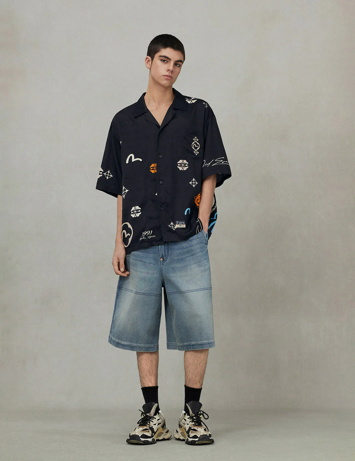 Allover Floral and Seagull Print Boxy Short-Sleeve Shirt - Image 3