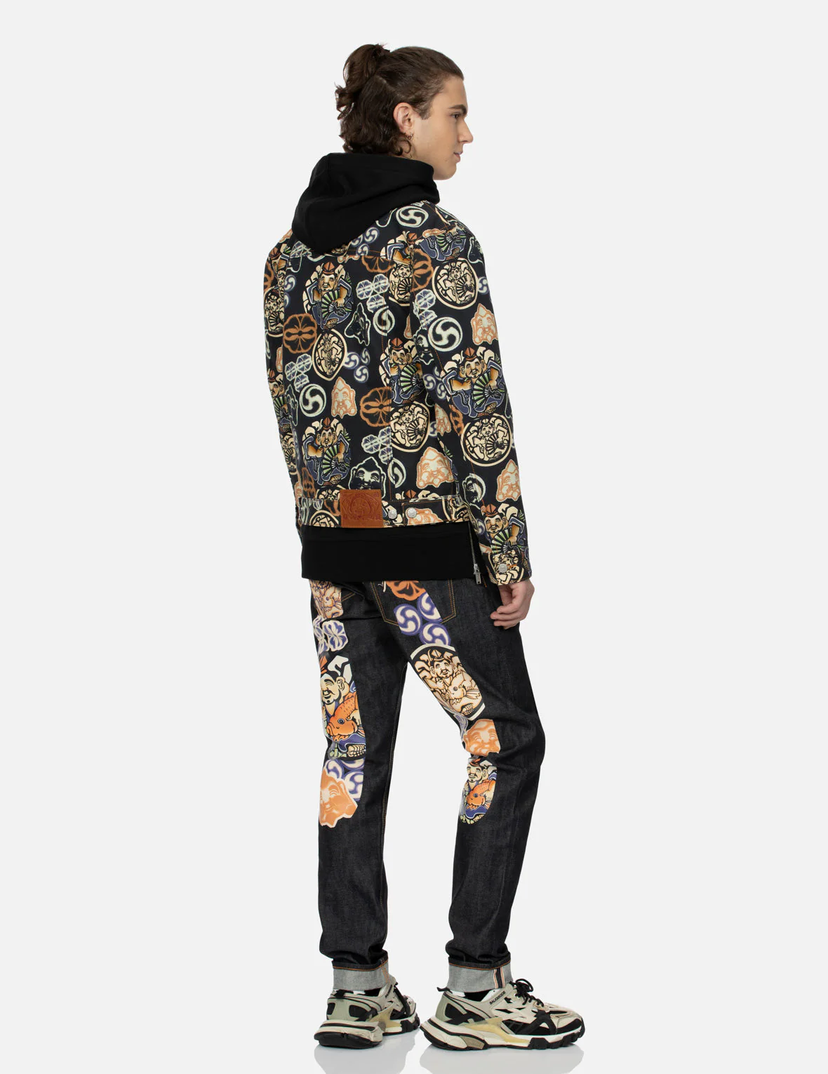Allover Godhead and Kamon Print Regular Fit Jacket - Image 4