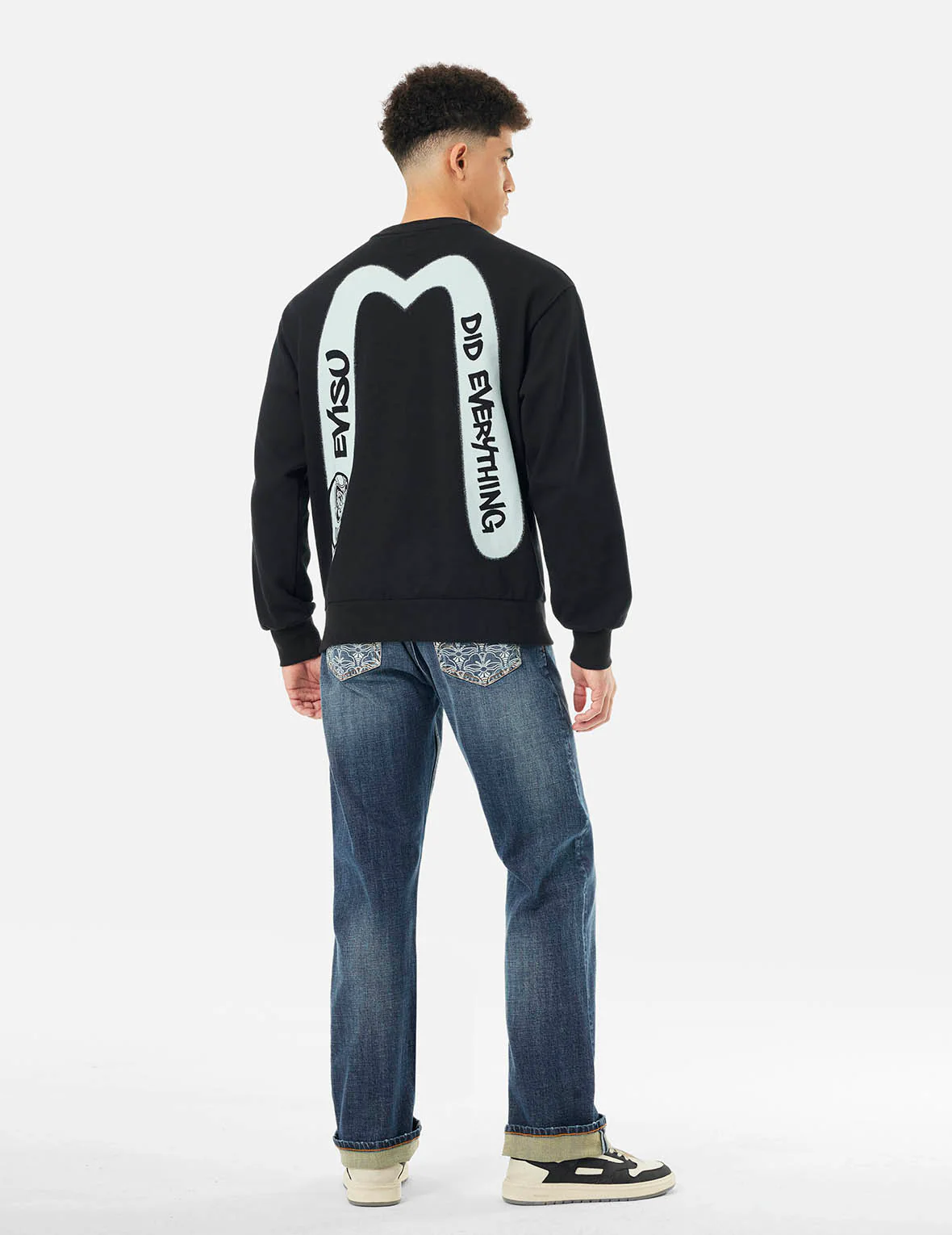 Allover Kamon Print and Seagull Embroidery pockets Fashion Fit Jeans - Image 5