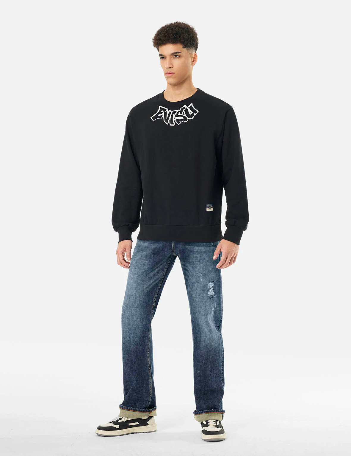 Allover Kamon Print and Seagull Embroidery pockets Fashion Fit Jeans - Image 6