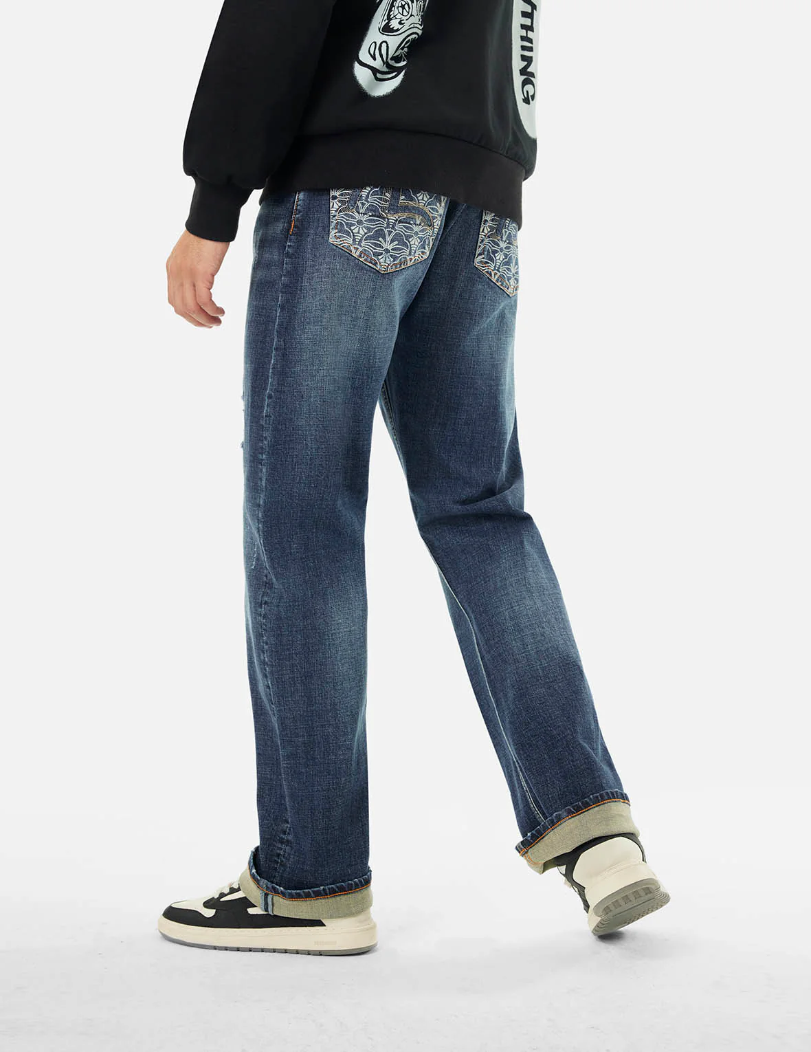 Allover Kamon Print and Seagull Embroidery pockets Fashion Fit Jeans - Image 7