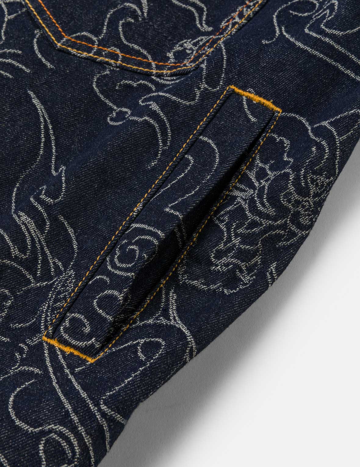 Allover Leopard Jacquard Denim Jacket - Image 10