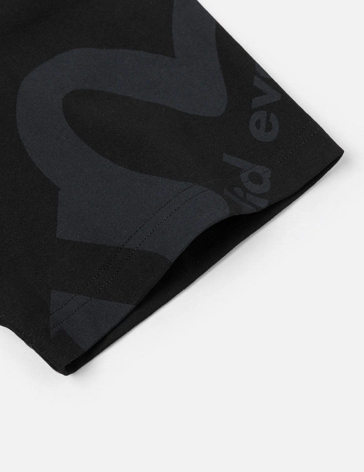 Allover Logo and Seagull Print Regular Fit T-Shirt - Image 16