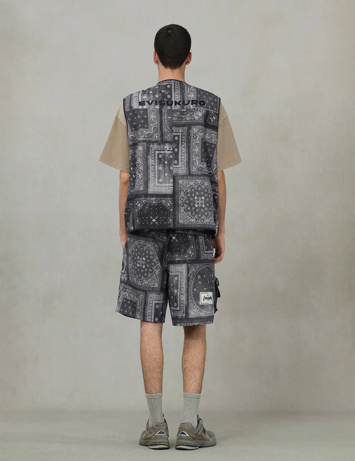 Allover Paisley Print Oversized Cargo Vest - Image 4
