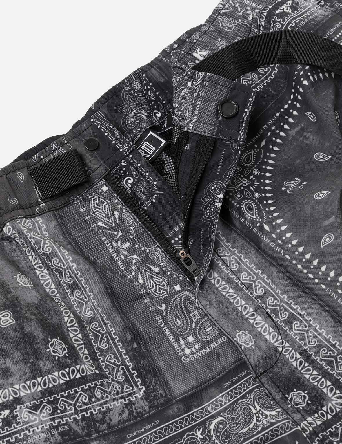 Allover Paisley Print Relax Fit Cargo Shorts - Image 9
