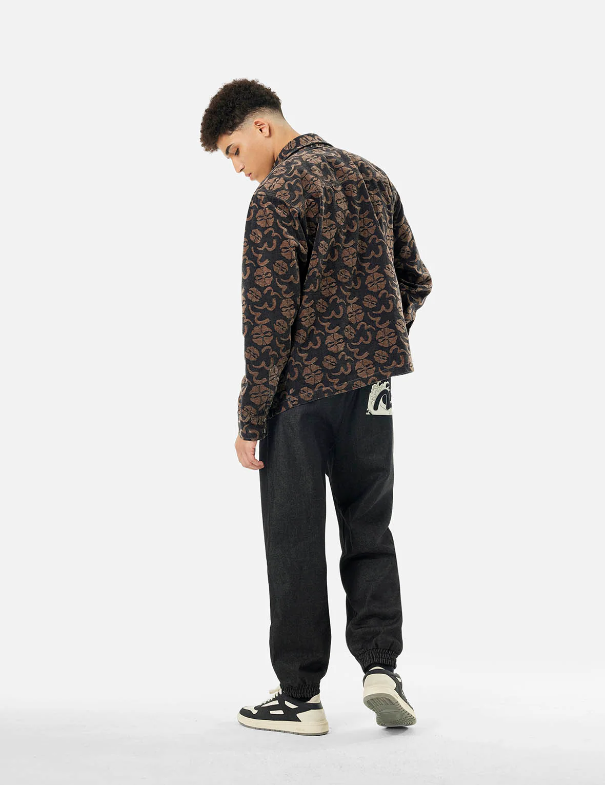 Allover Seagull and Kamon Jacquard Loose Fit Shirt Jacket - Image 4