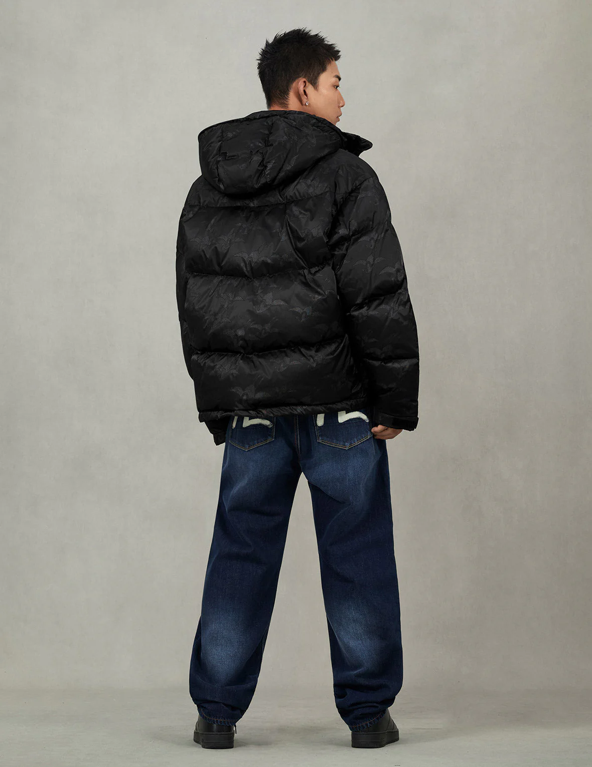 Allover Seagull Crane Jacquard Regular Fit Down Jacket - Image 11
