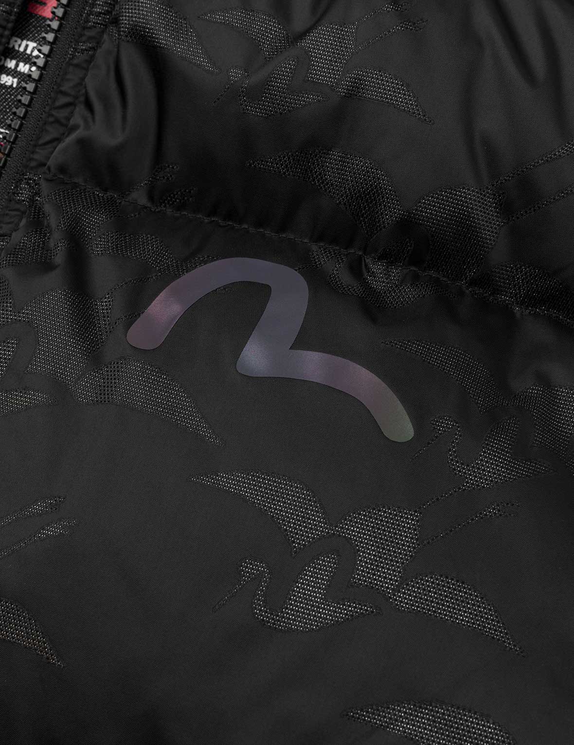 Allover Seagull Crane Jacquard Regular Fit Down Jacket - Image 13