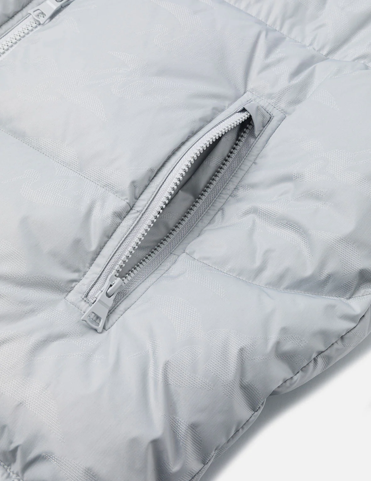Allover Seagull Crane Jacquard Regular Fit Down Jacket - Image 24