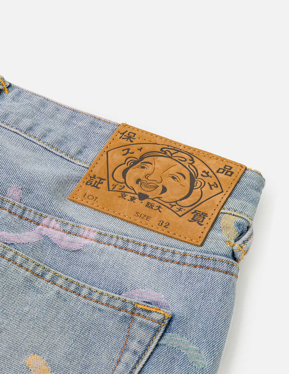 All-over Seagull Jacquard Denim Shorts - Image 8