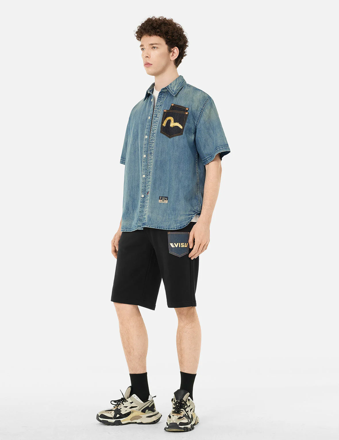 Artistic Brush Daicock Print Relax Fit Denim Short-Sleeves Shirt - Image 3