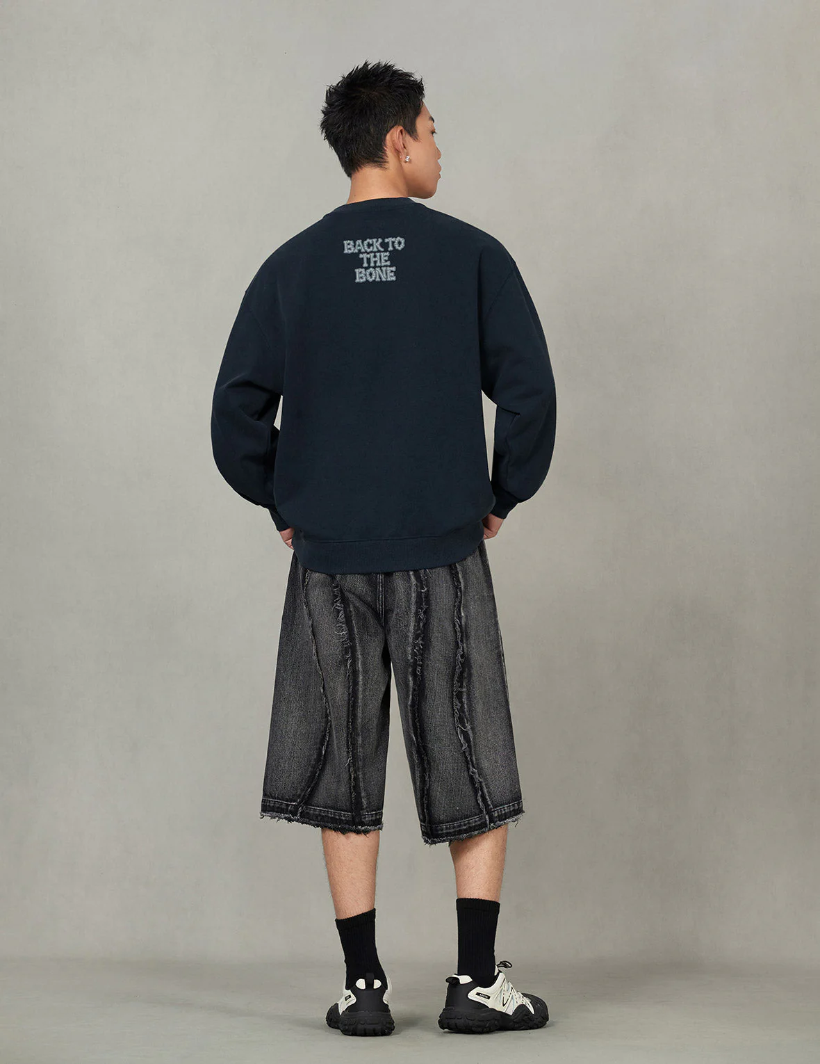 "Back to Bone" and Skull Print Fashion Fit Sweatshirt - Image 12