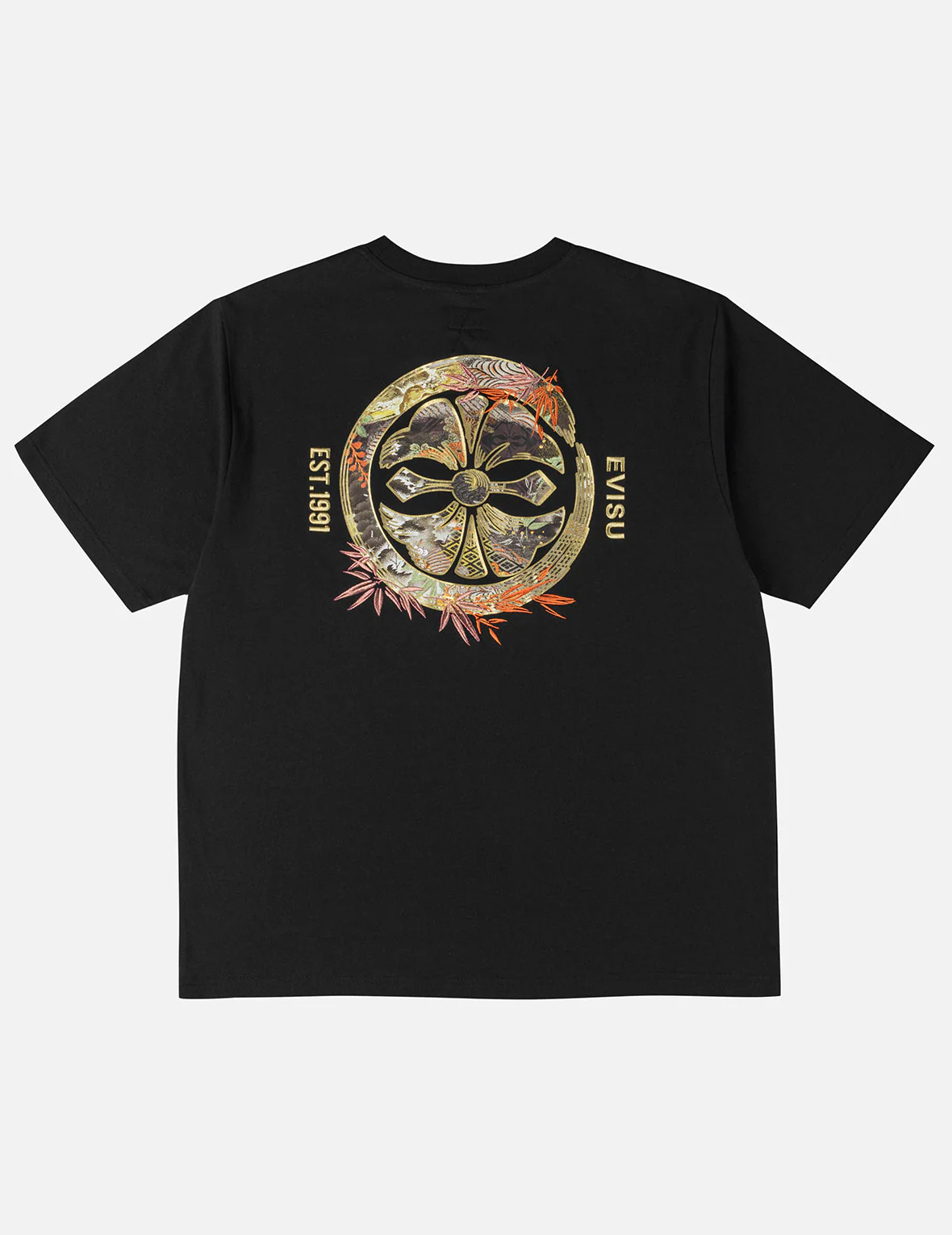 Bamboo Embroidery Scenic Kamon T-shirt - Image 5