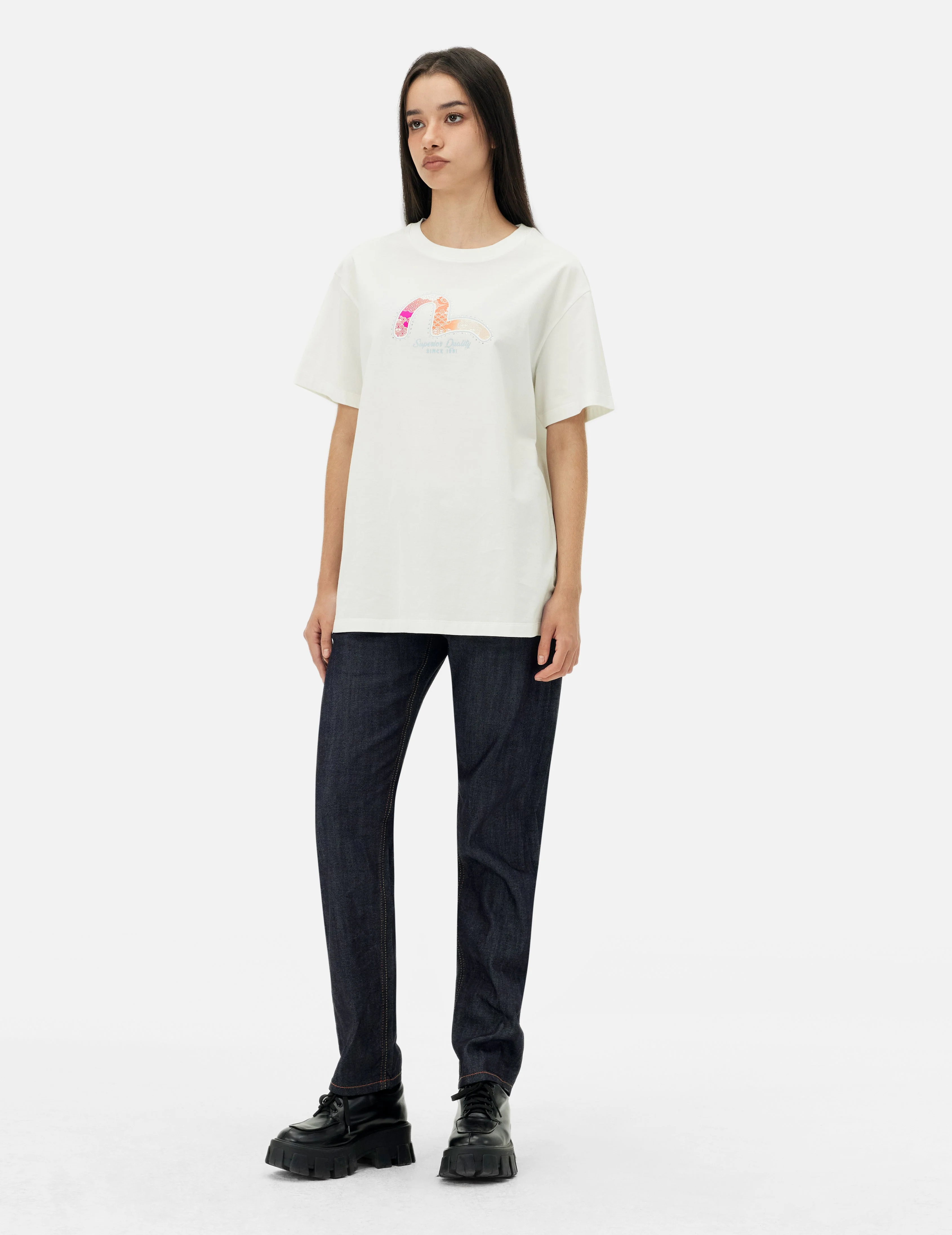 Brocade Inserted Daicock Embroidery Relax Fit Jeans - Image 3