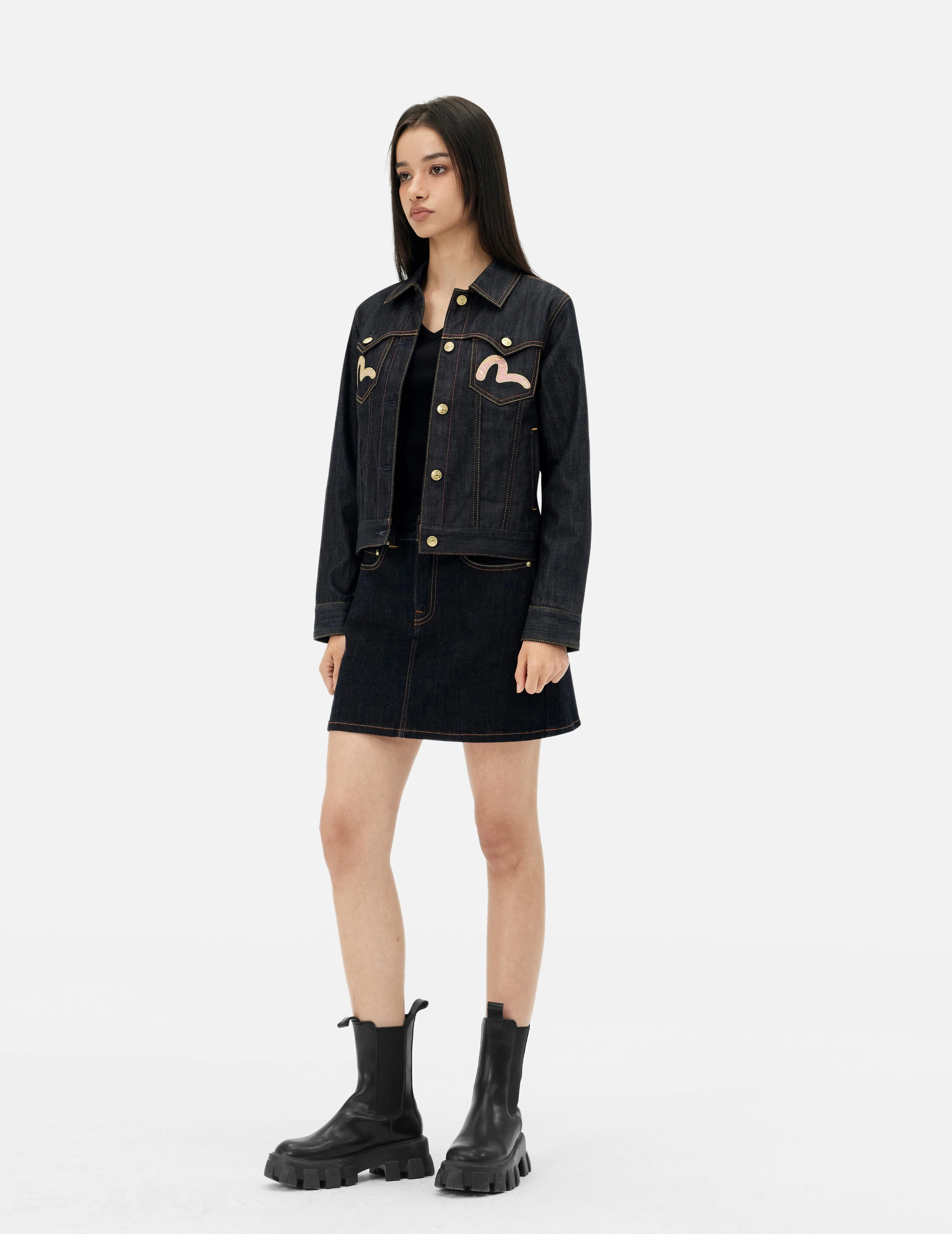 Brocade Inserted Kamon and Logo Embroidery Regular Fit Denim Jacket - Image 3