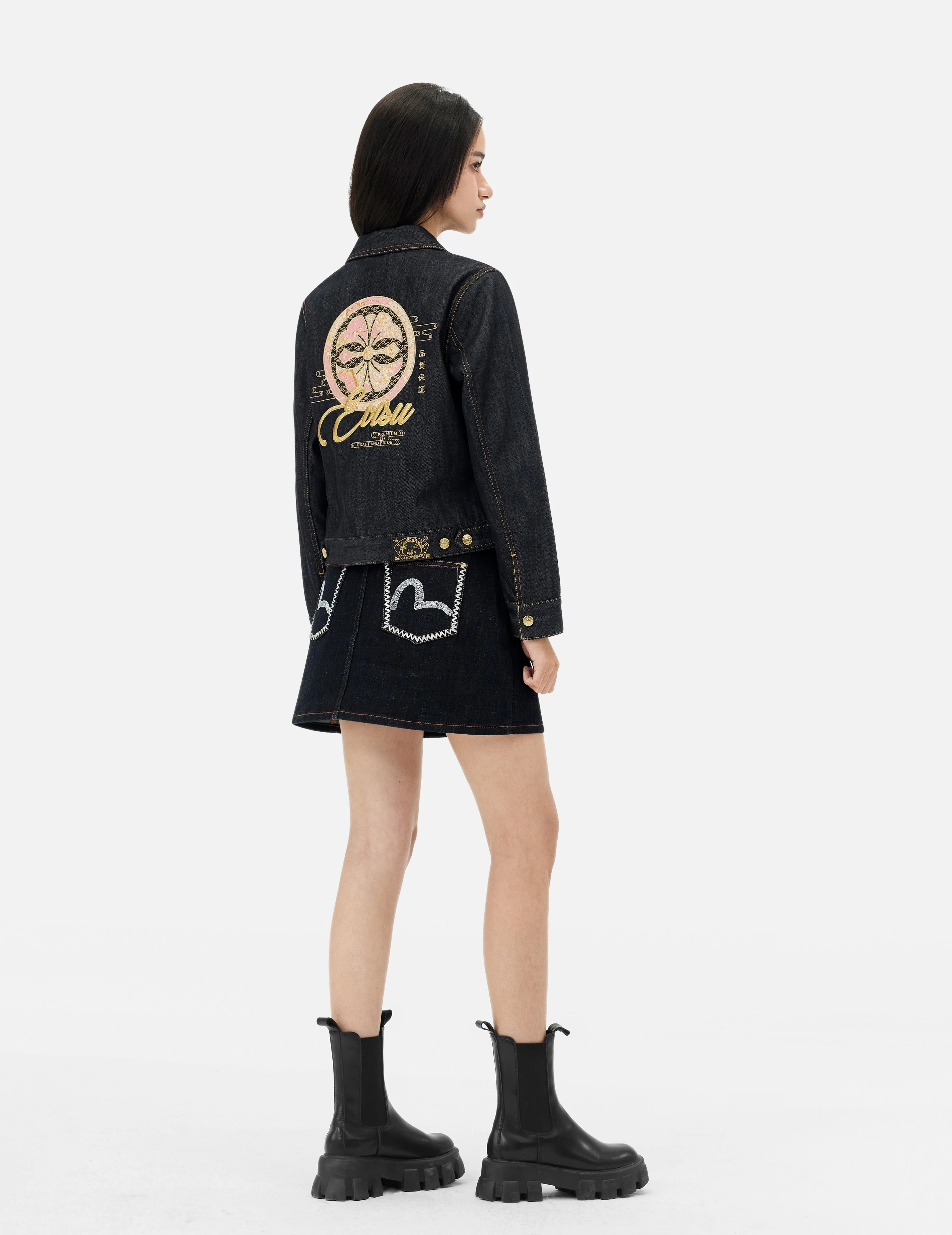 Brocade Inserted Kamon and Logo Embroidery Regular Fit Denim Jacket - Image 4