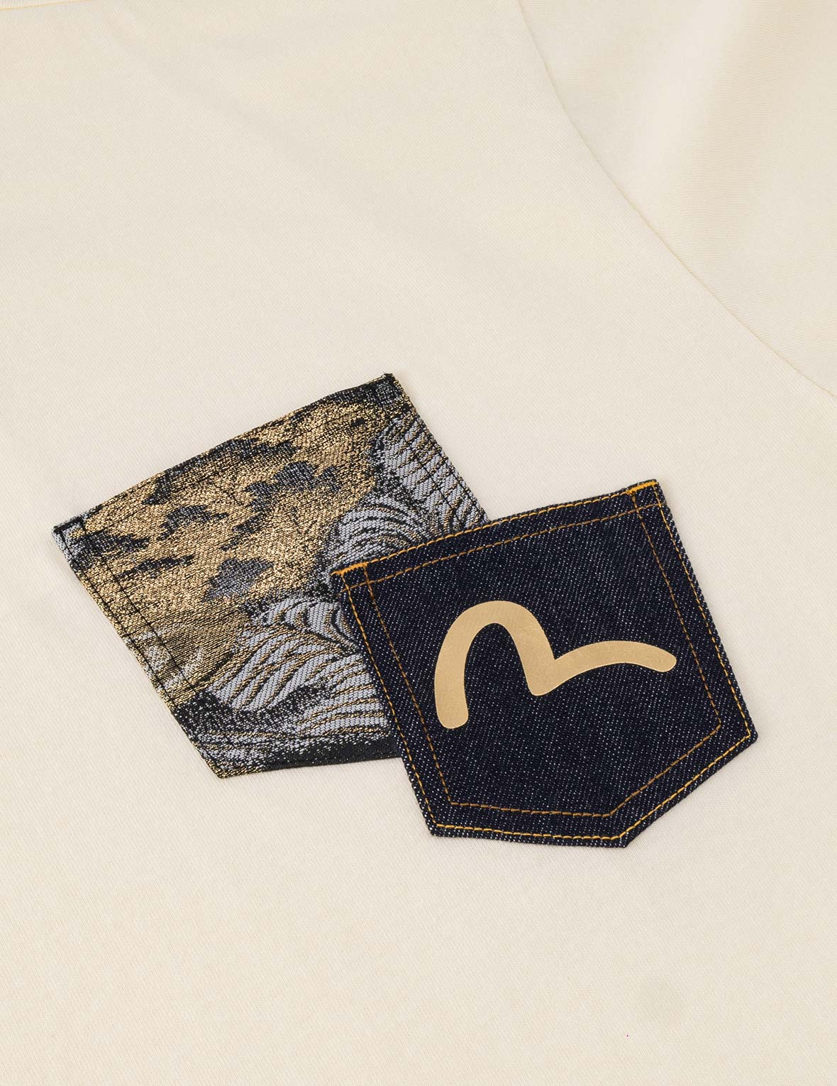 Brocade Patch Pocket T-shirt - Image 13