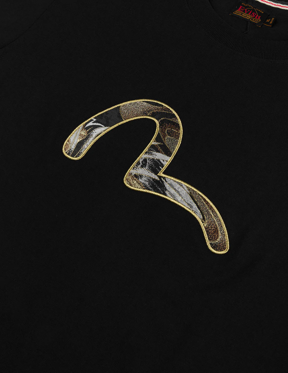 Brocade Seagull Appliqué Regular Fit Short Sleeves T-shirt - Image 13