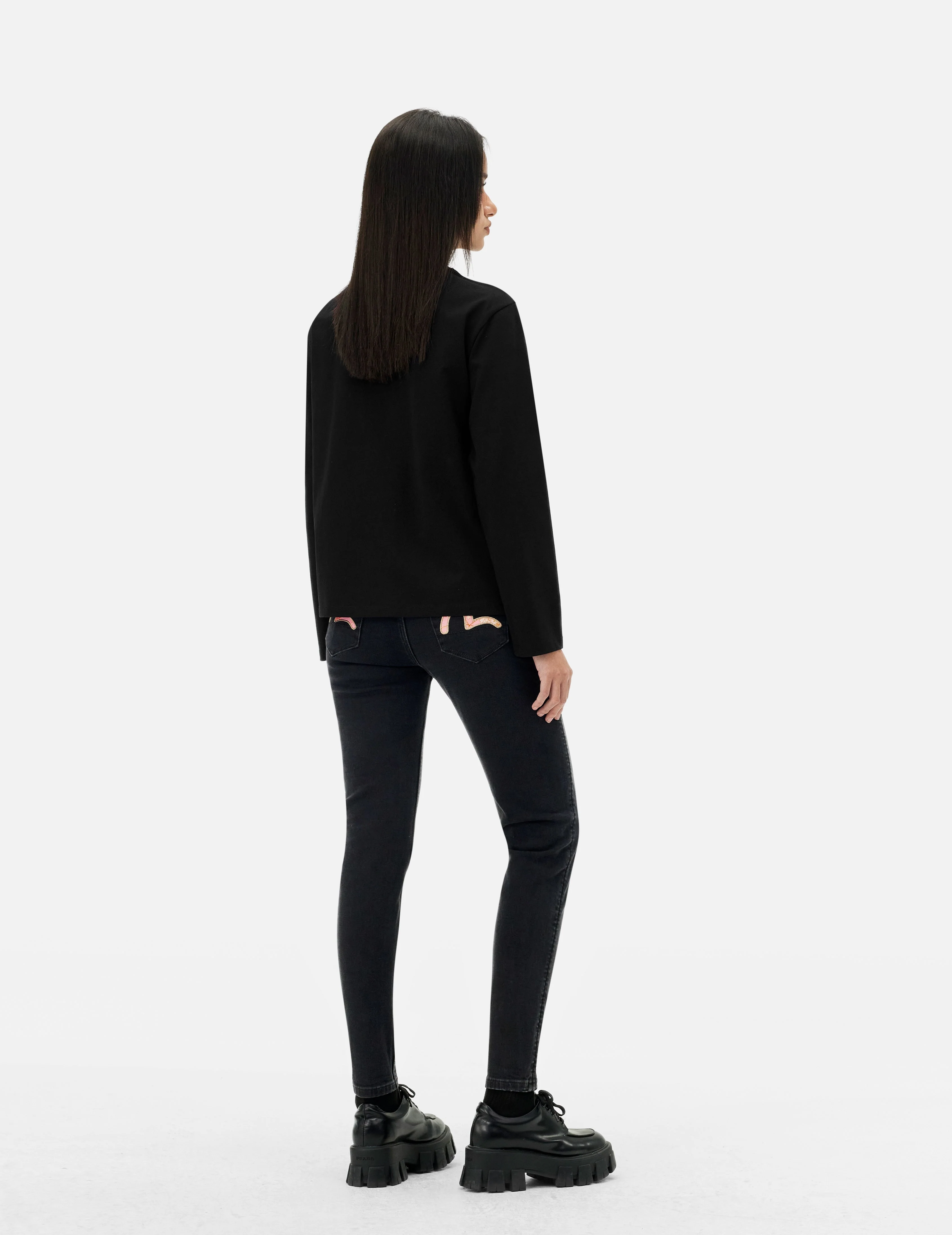 Brocade Seagull Embroidery Regular Fit Long-Sleeve T-shirt - Image 4