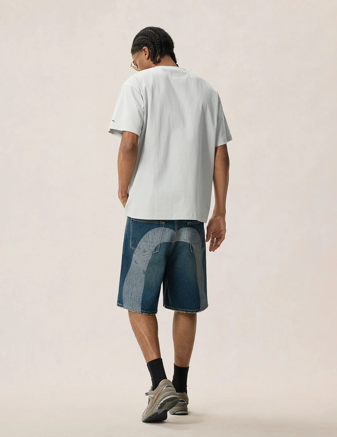 Cowboy Hat E and Origin Logo T-shirt - Image 12