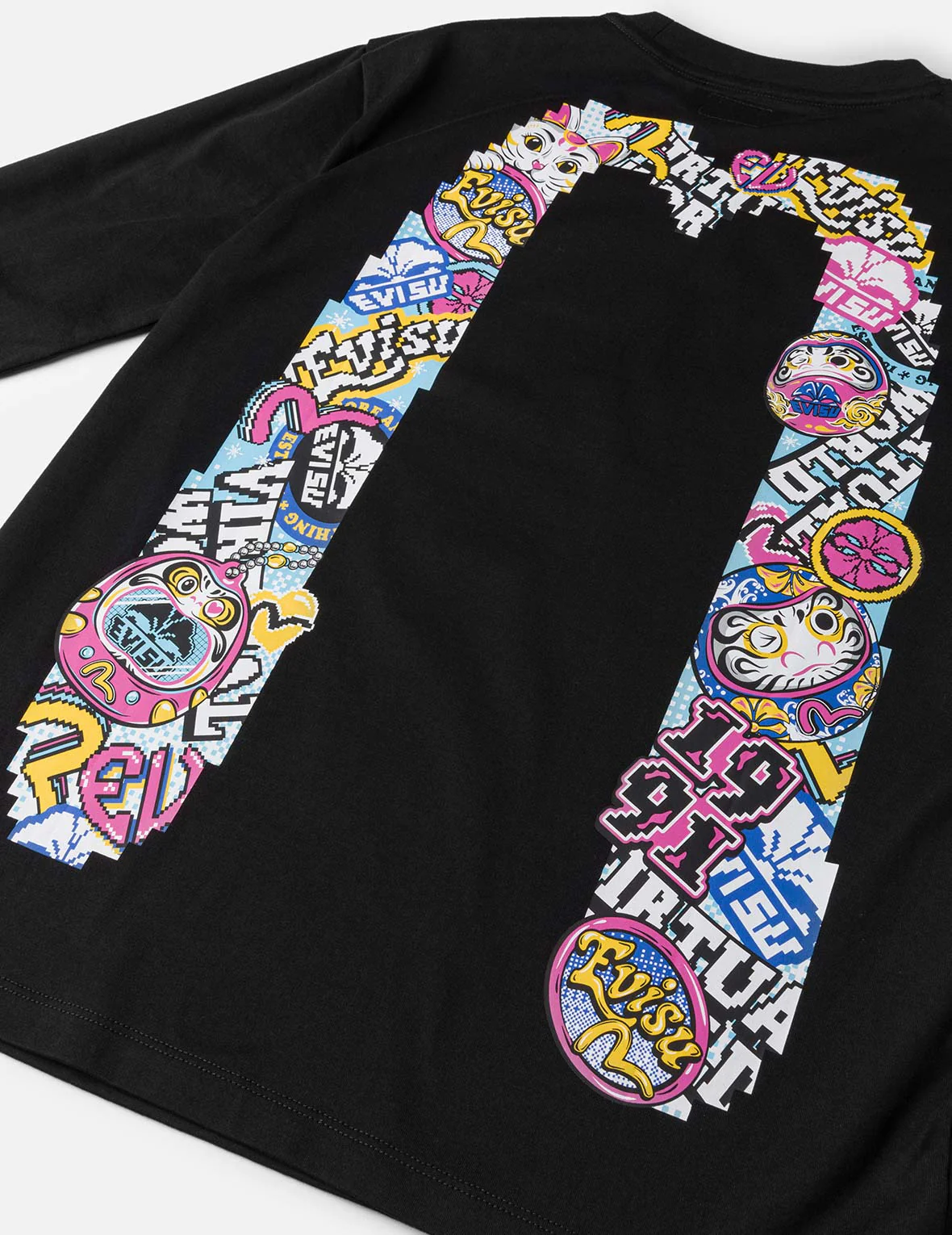Daruma and Fortune Cat Pixel Daicock Print Regular Fit T-Shirt - Image 10