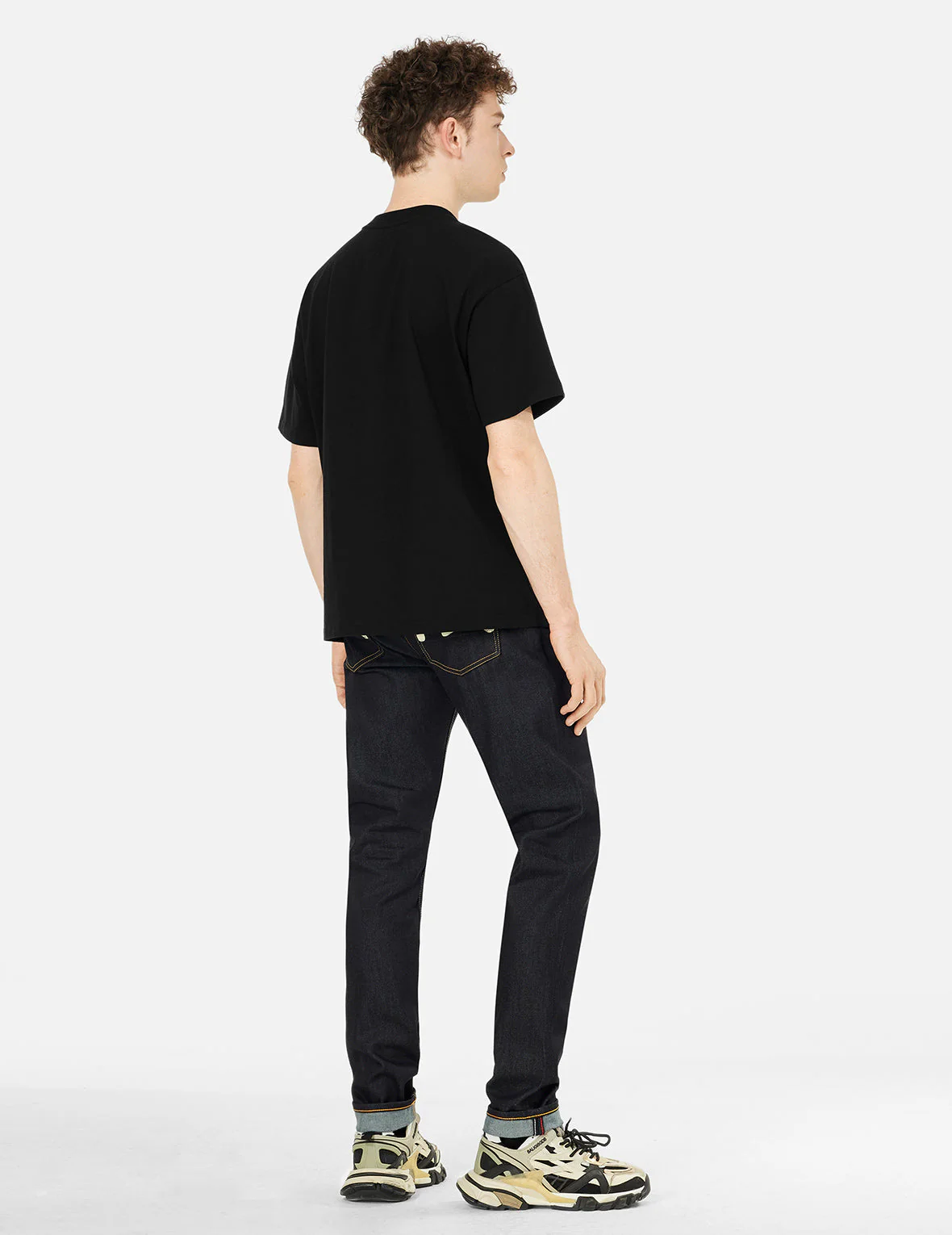 Daruma and Logo Embroidery Relax Fit T-shirt - Image 10