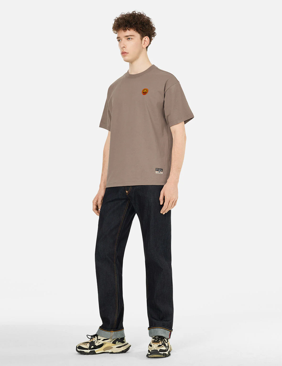 Daruma and Logo Embroidery Relax Fit T-shirt - Image 9
