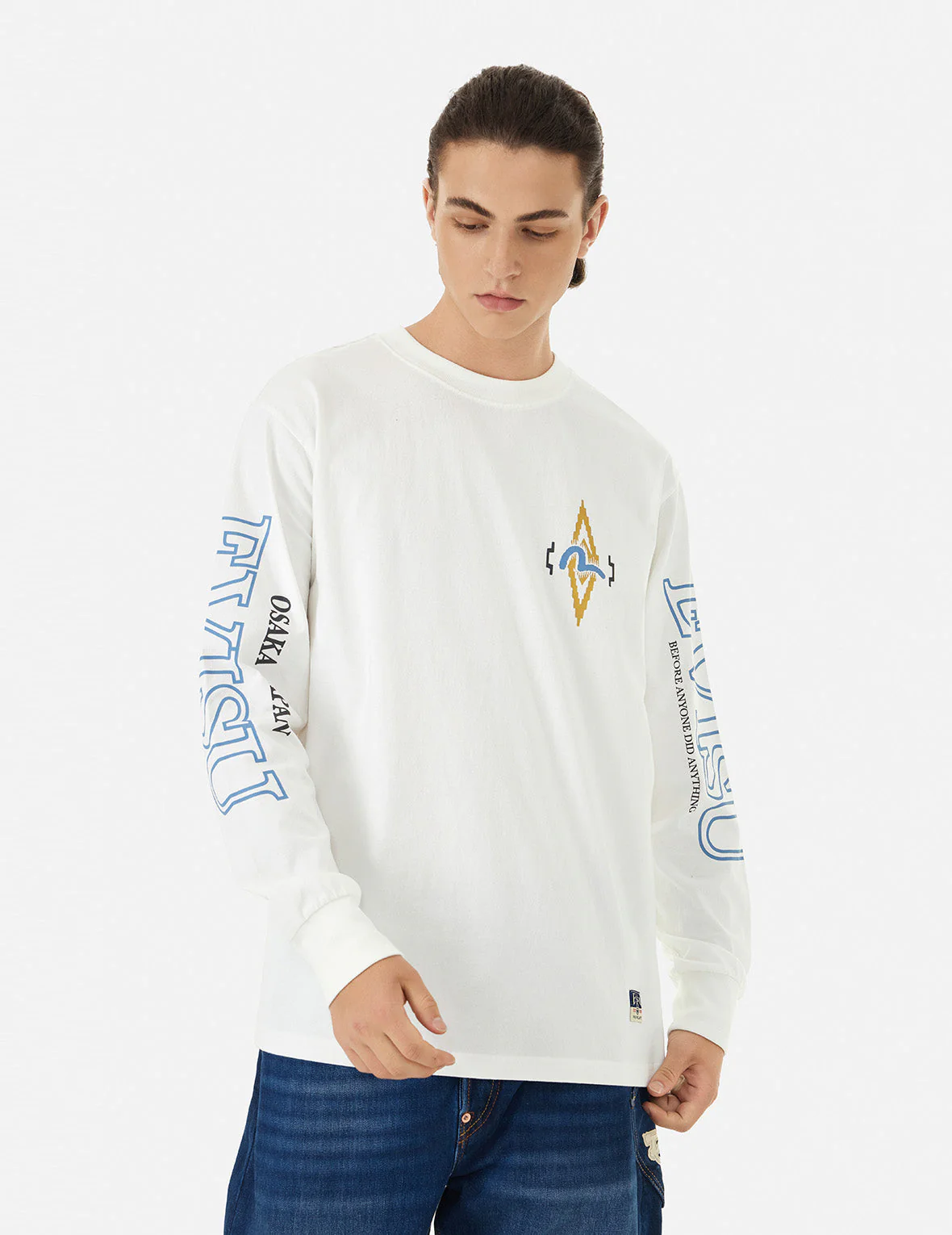 Daruma and Logo Print Fashion Fit Long-Sleeve T-Shirt - Image 6