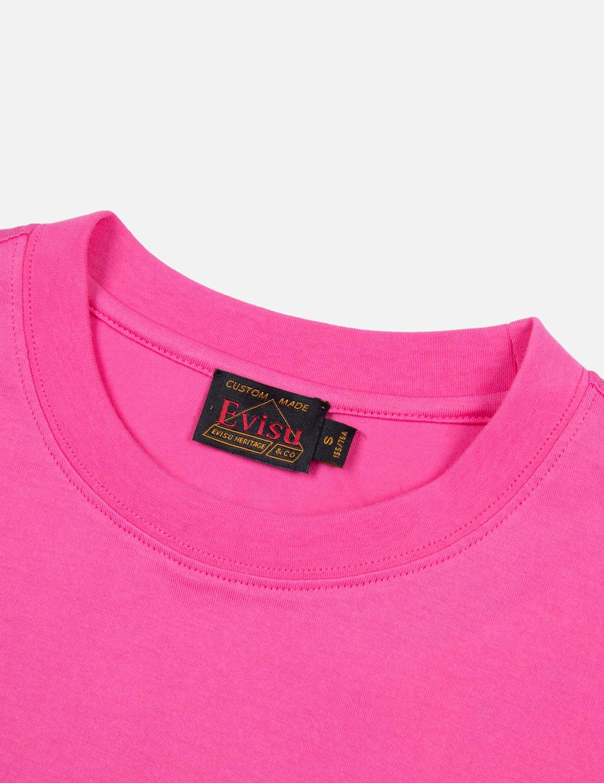 Daruma Embroidery Regular Fit T-Shirt - Image 7