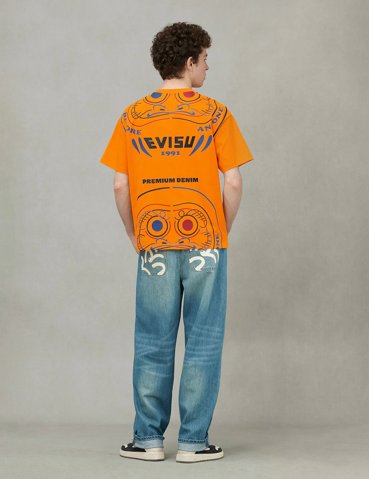 Daruma Print Loose Fit T-Shirt - Image 6
