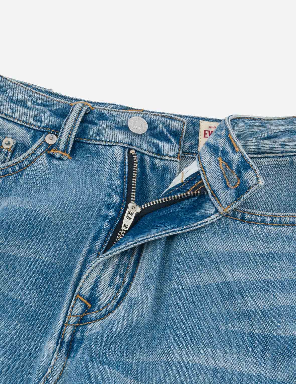 Deconstructed Inserted Seagull Embroidery Fashion Fit Denim Cargo Skirt - Image 6