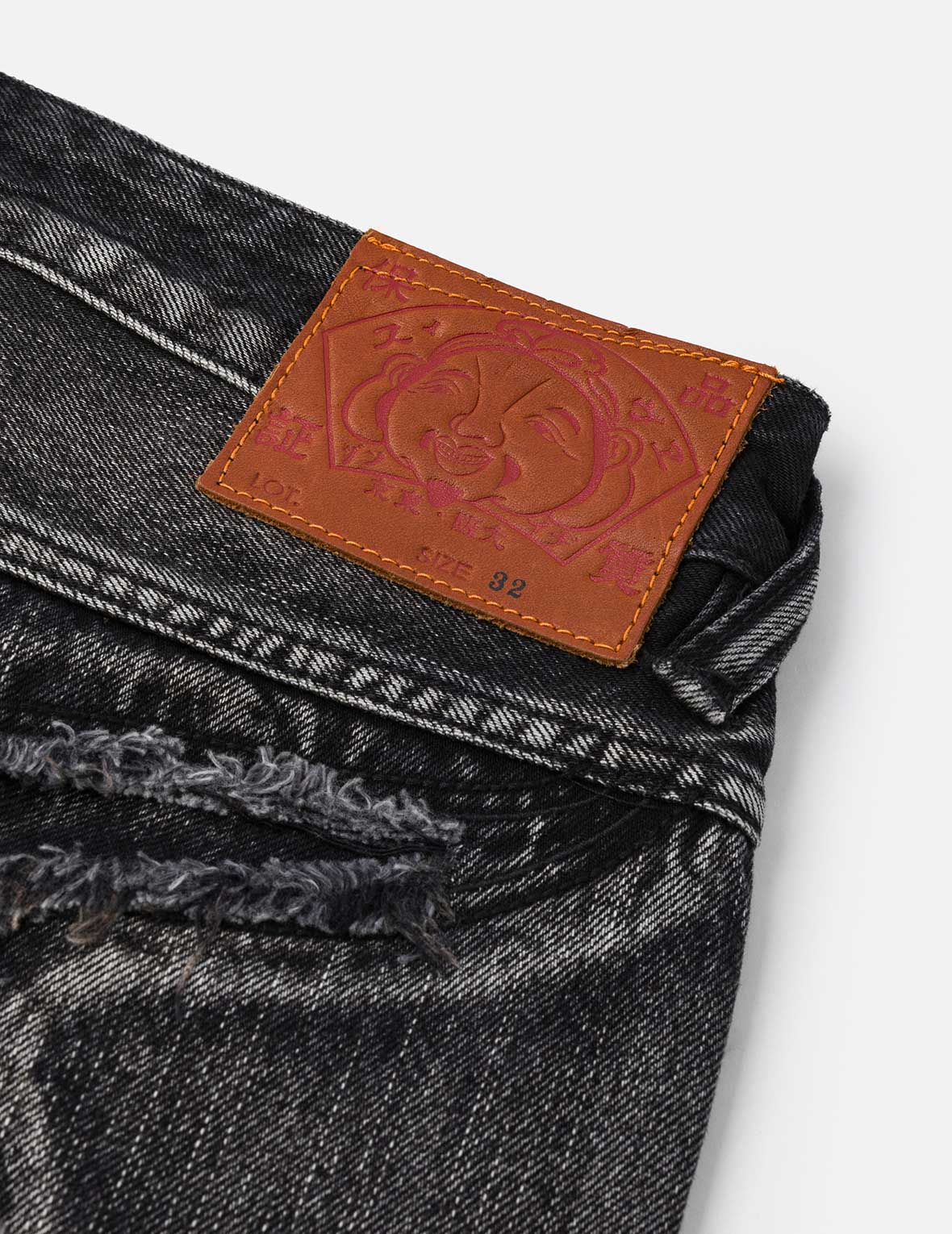 Distressed Daicock Print Fashion Fit Denim Shorts - Image 10