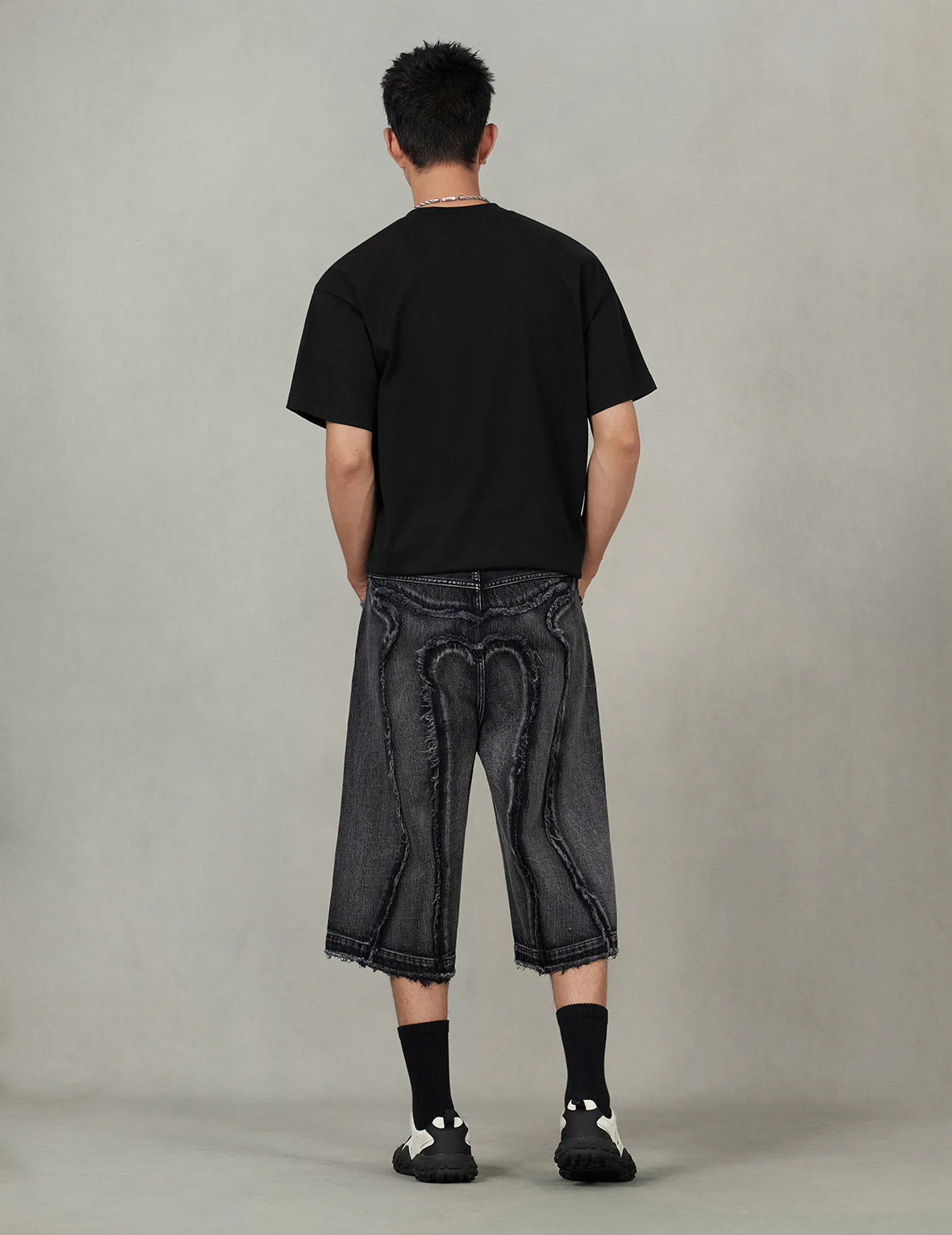 Distressed Daicock Print Fashion Fit Denim Shorts - Image 6