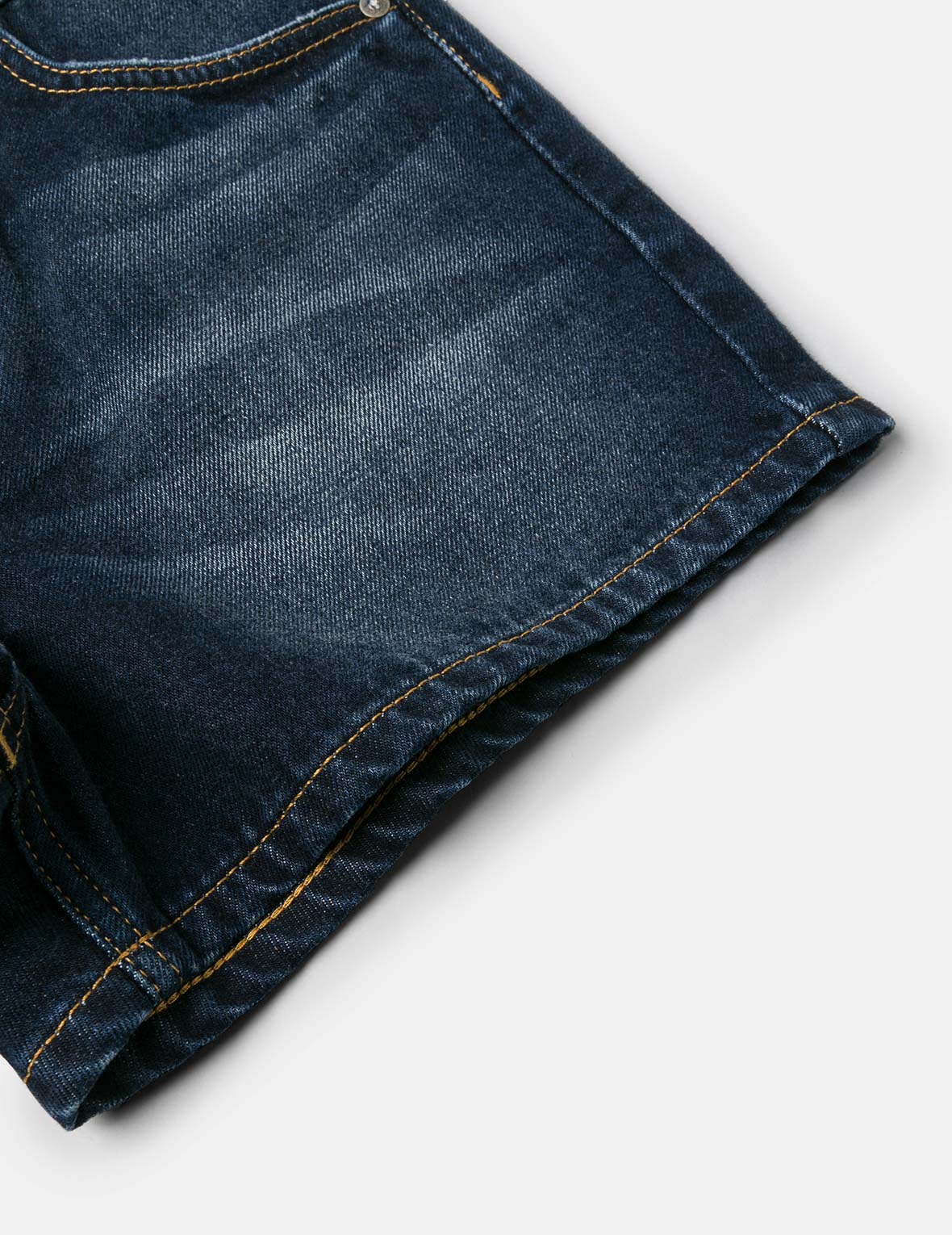 Distressed Kamon and Seagull Appliqué Embroidery Fashion Fit Denim Shorts - Image 13