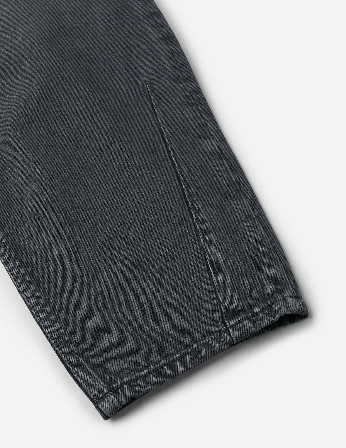 Distressed Kamon Appliqué Embroidery Balloon Fit Jeans - Image 11