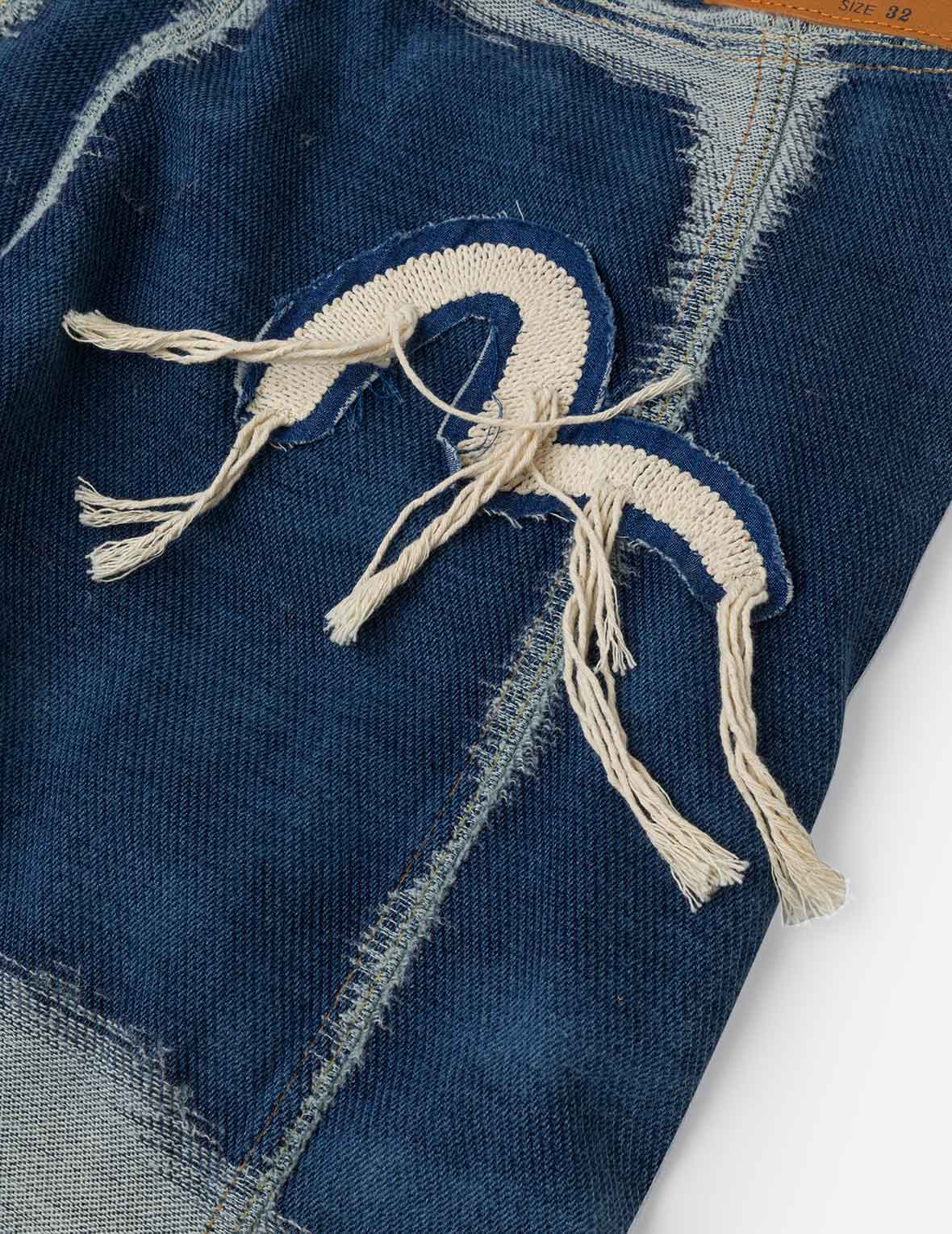 Distressed Seagull Embroidery Fashion Fit Denim Jeans - Image 5