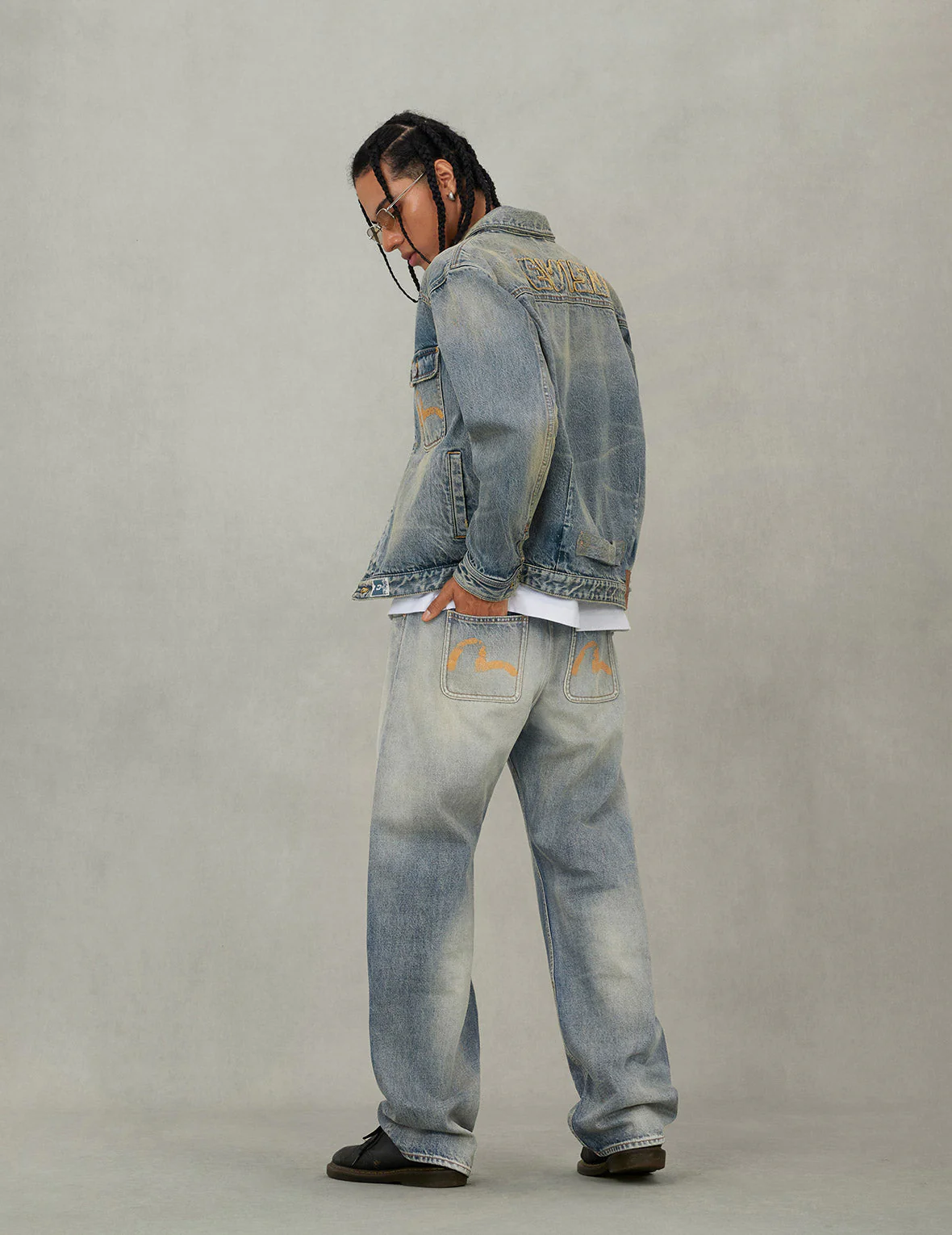 Distressed Seagull Print and Frayed Logo Patch Embroidery Relax Fit Denim Jacket - Image 11
