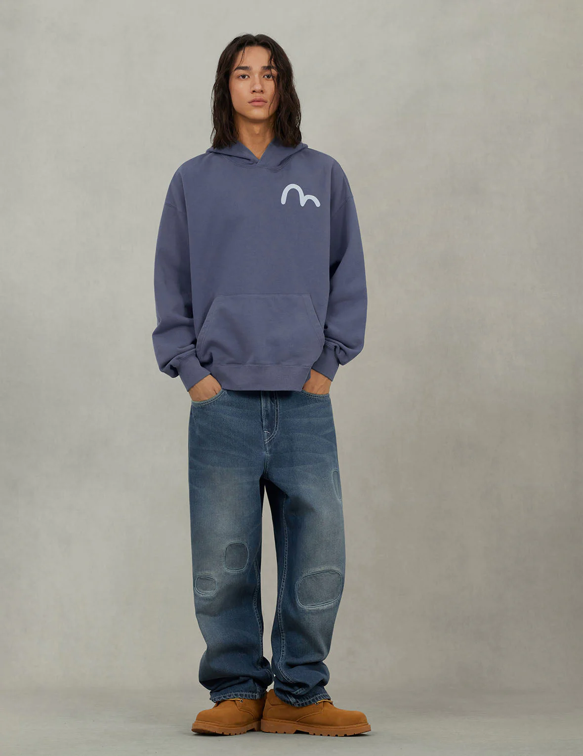 Distressed Seagull Print with Irregular Patches Loose Fit Denim Jeans - Image 5