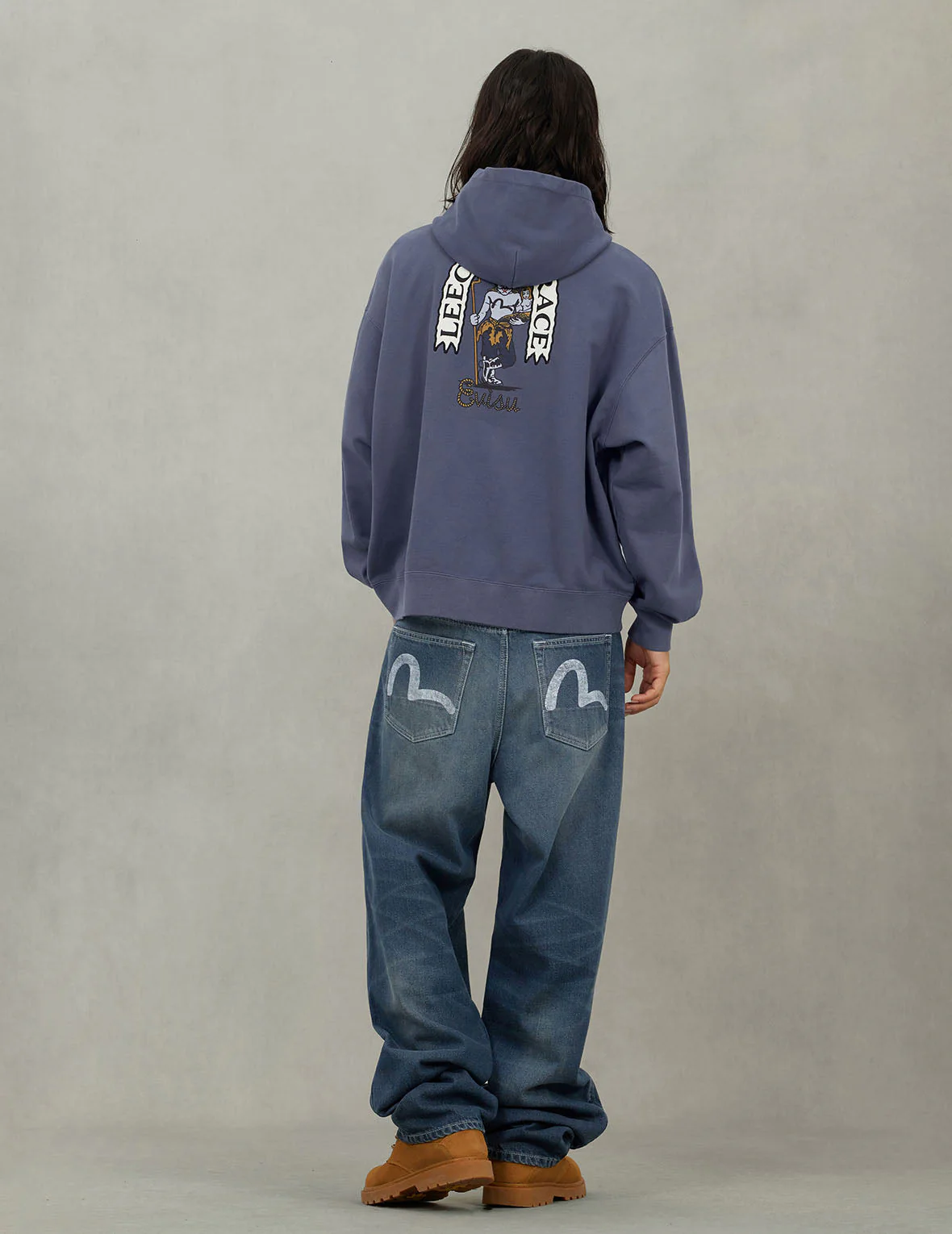 Distressed Seagull Print with Irregular Patches Loose Fit Denim Jeans - Image 6