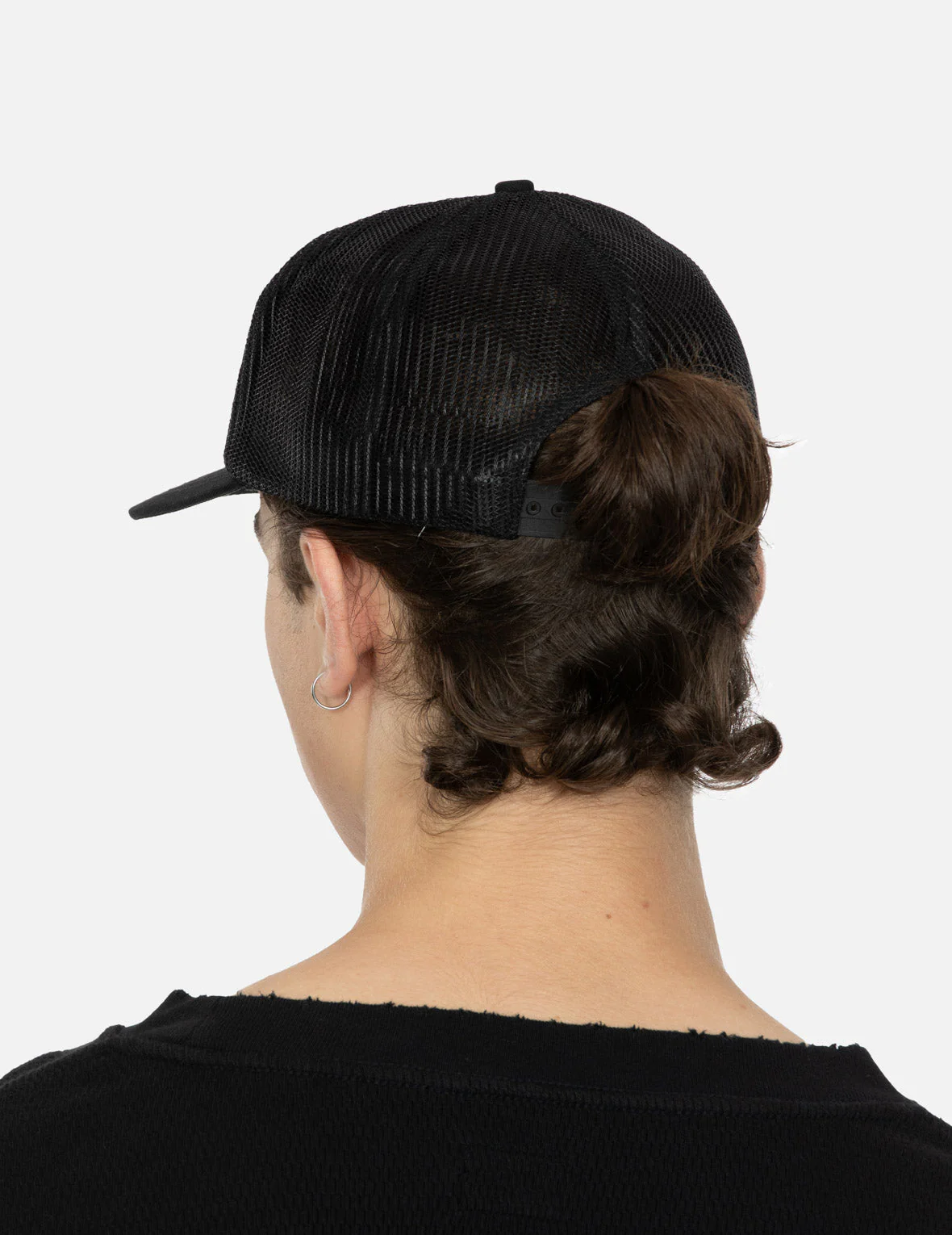 Dotted Logo embroidery Tucker Hat - Image 5