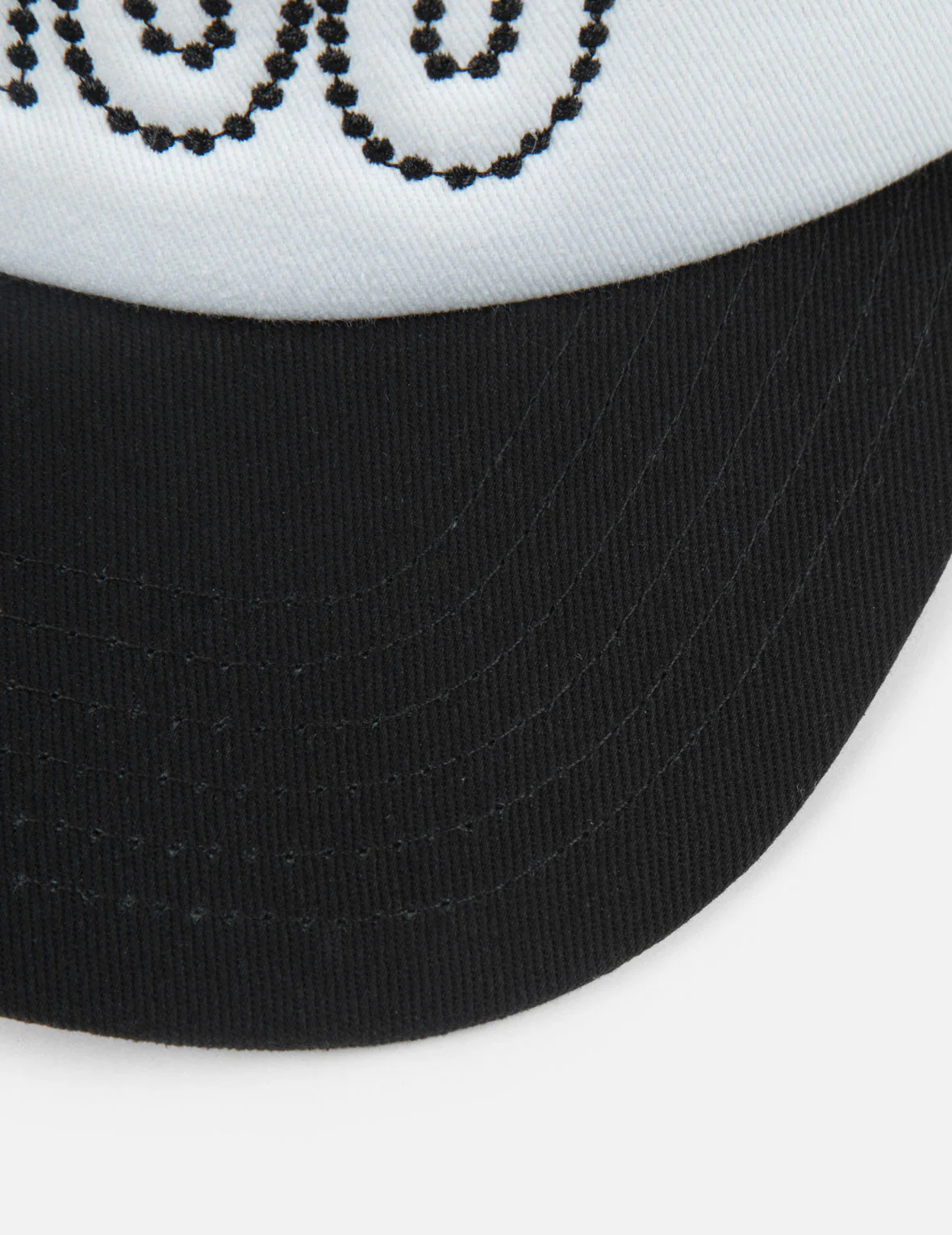 Dotted Logo embroidery Tucker Hat - Image 7
