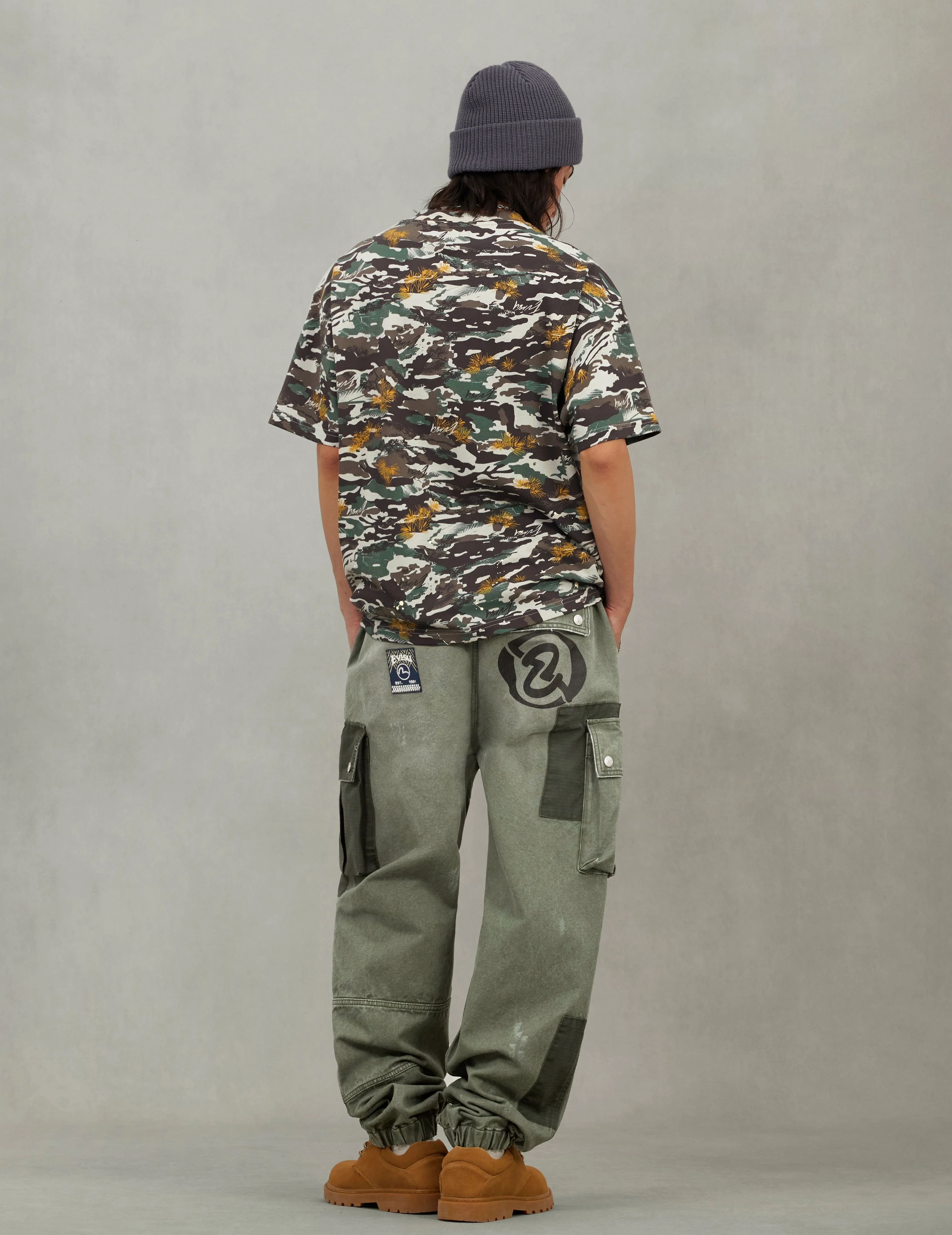 Dual Seagull Print Loose Fit Washed Woven Cargo Joggers - Image 12