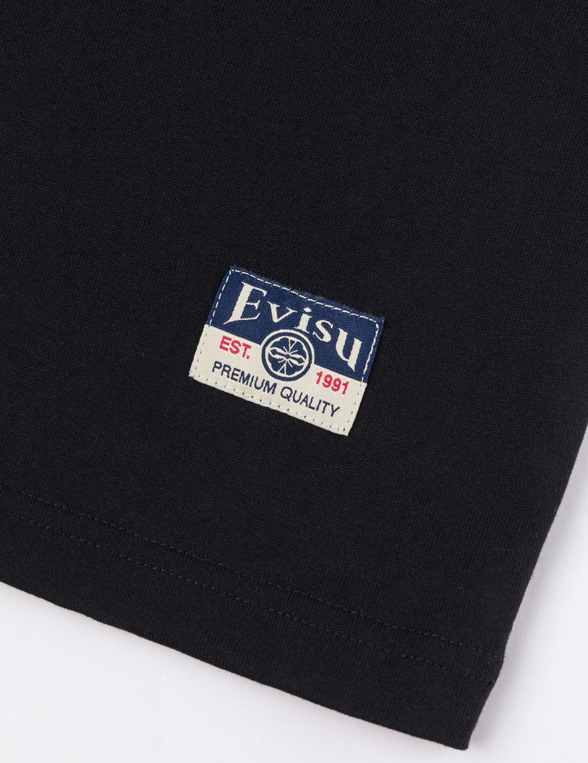 Seagull Embroidery T-shirt - Image 37
