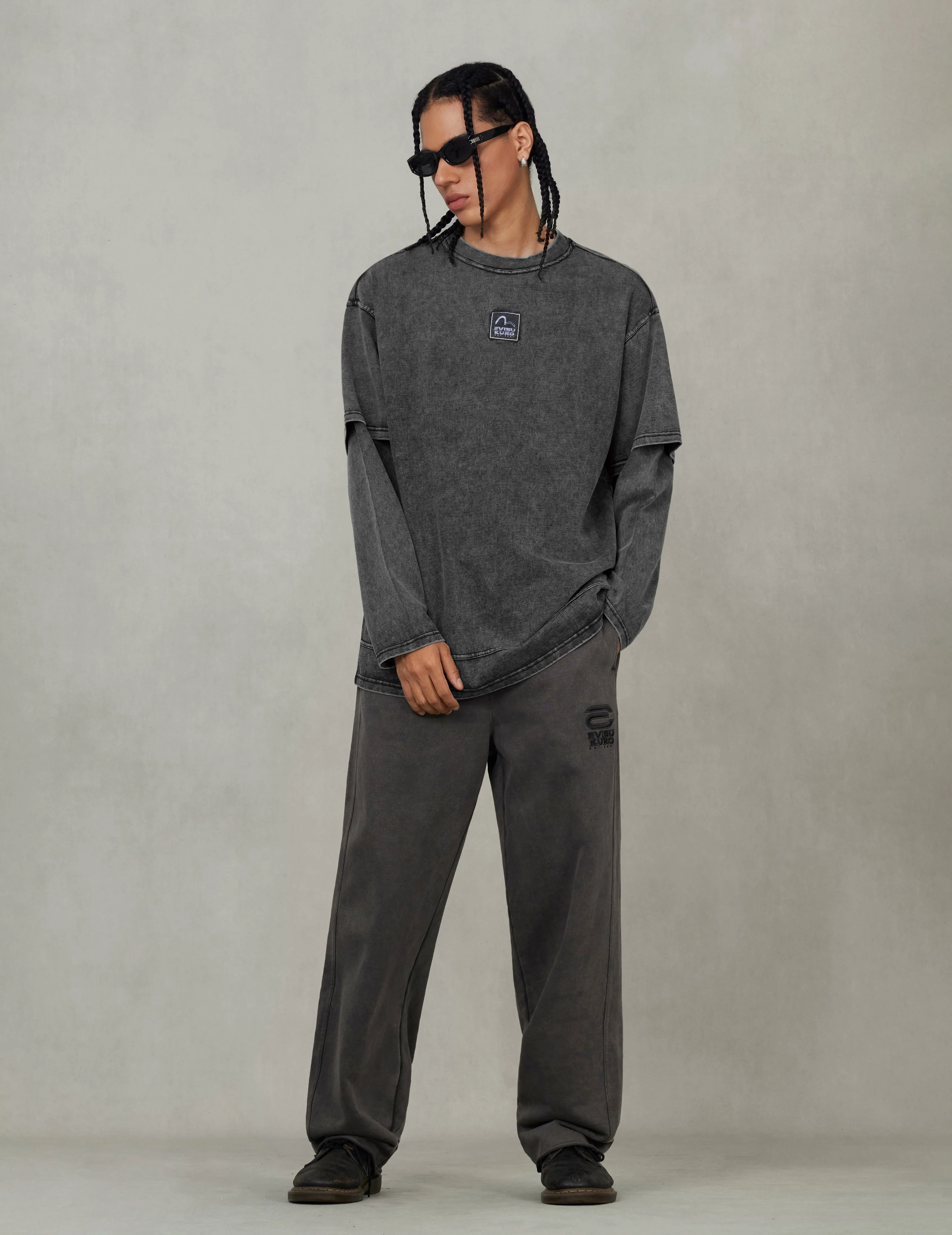 EVISUKURO Label and Seagull Print Oversized  2-in-1 long-sleeve T-shirt - Image 5