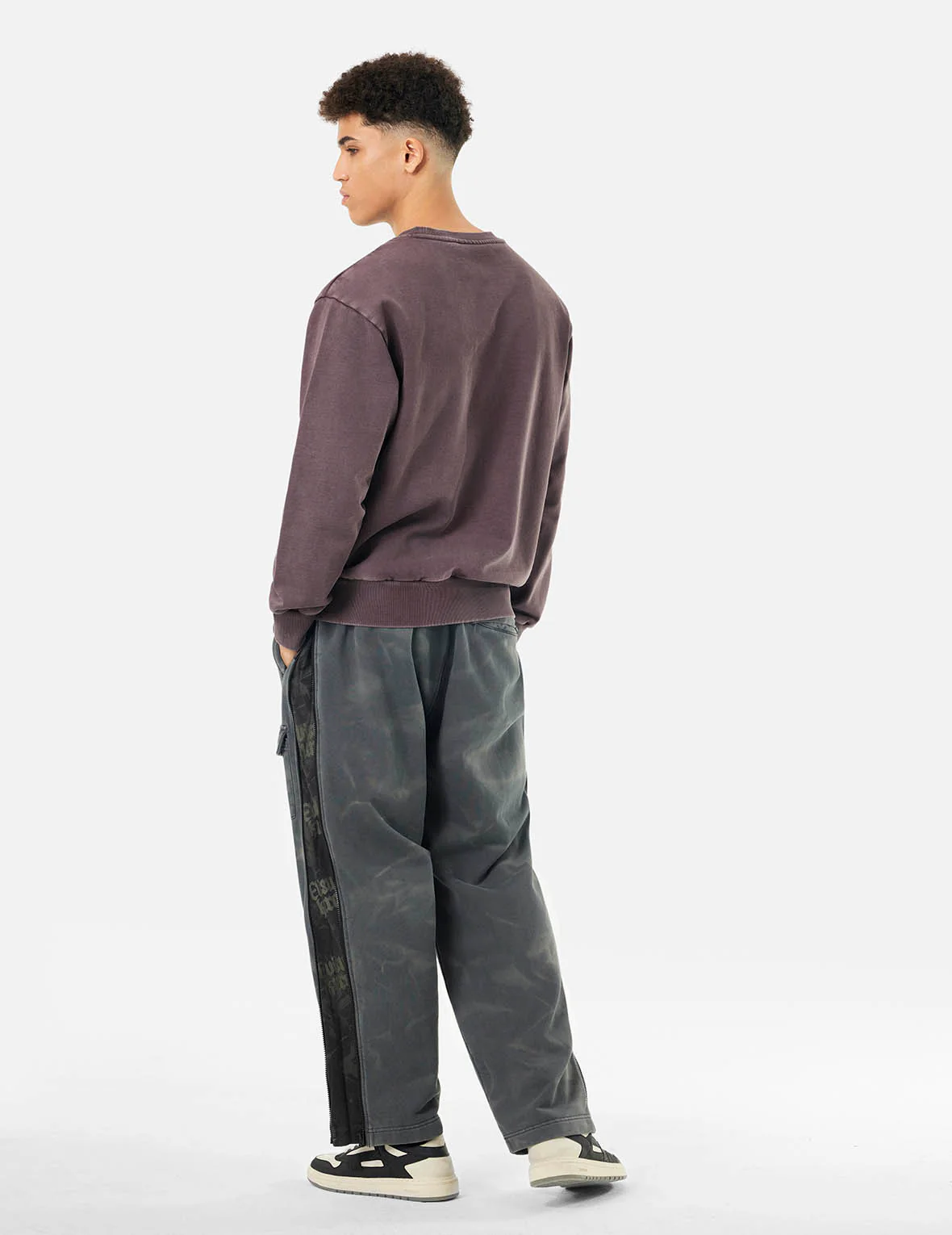 Garment Dyed Multi-Logo Print Relax Fit Sweatshirt - Image 4