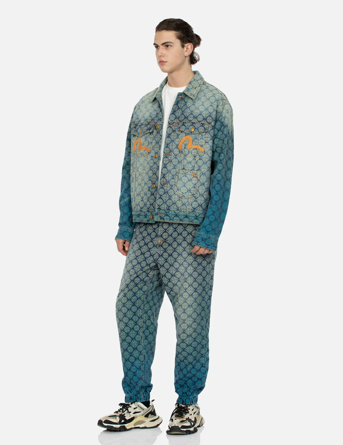 Gradient Allover Kamon Jacquard and Seagull Embrodiery Relax Fit Denim Jacket - Image 3